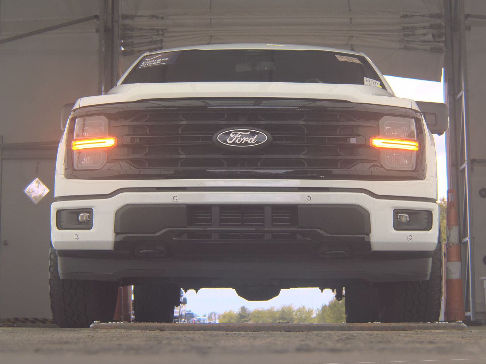 FORD F-150 - 4