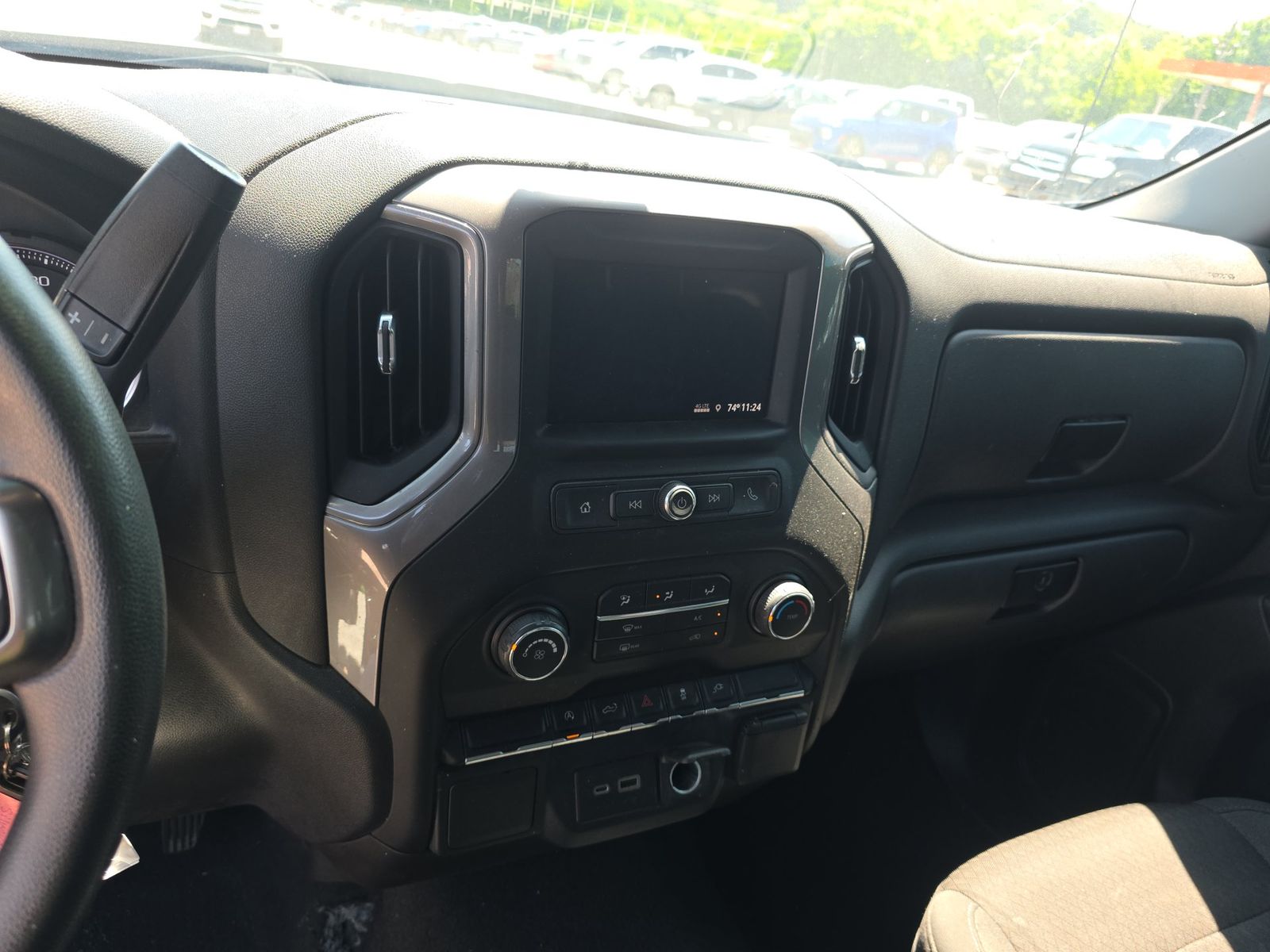 2022 Chevrolet Silverado 1500 Custom AWD