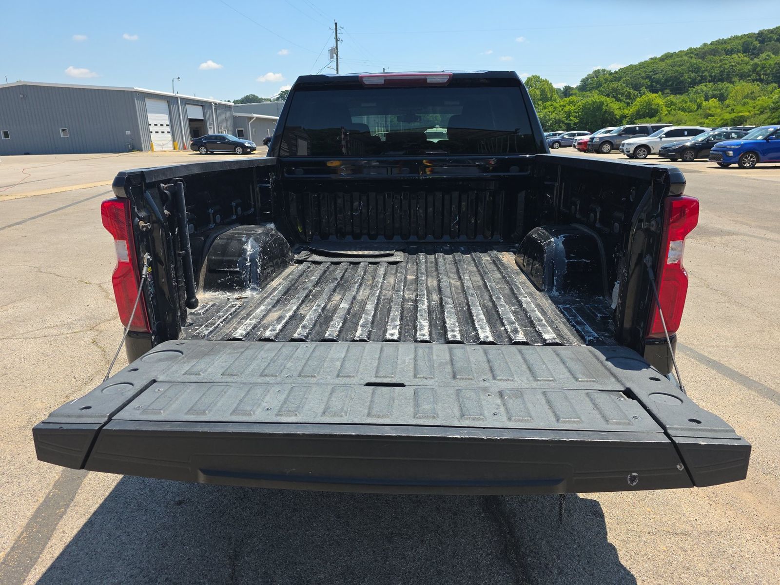 2022 Chevrolet Silverado 1500 Custom AWD