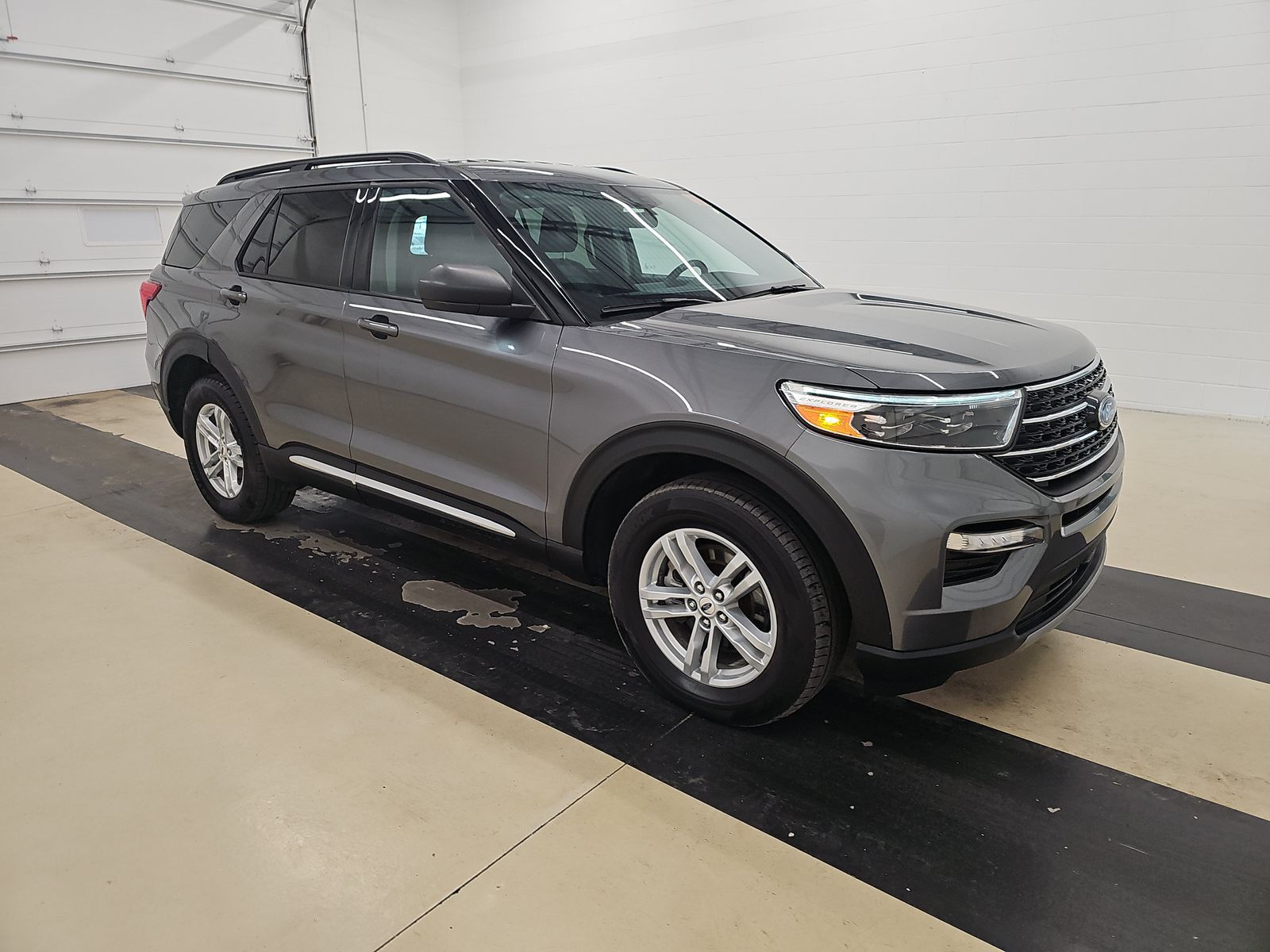 FORD EXPLORER - 4