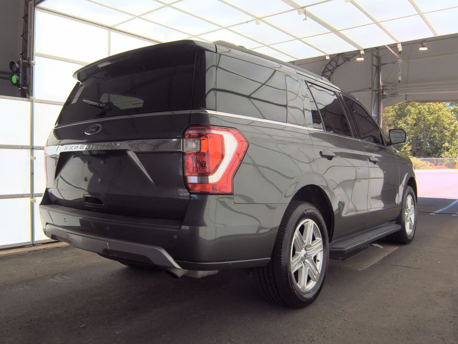 FORD EXPEDITION - 6
