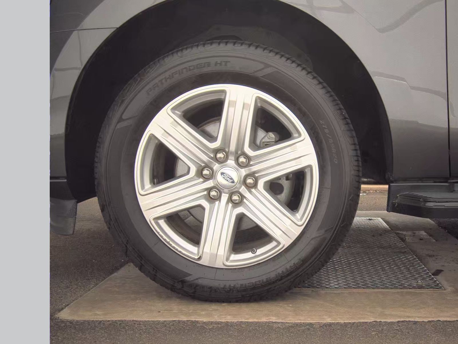 FORD EXPEDITION - 10