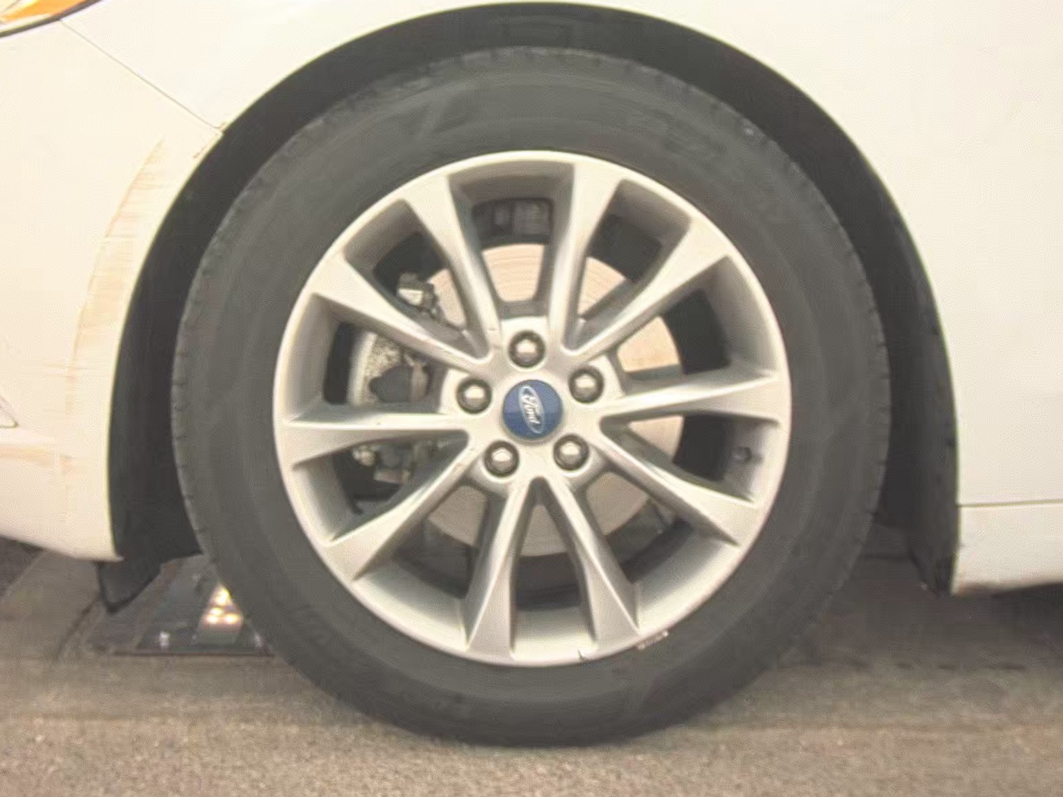 FORD FUSION - 10