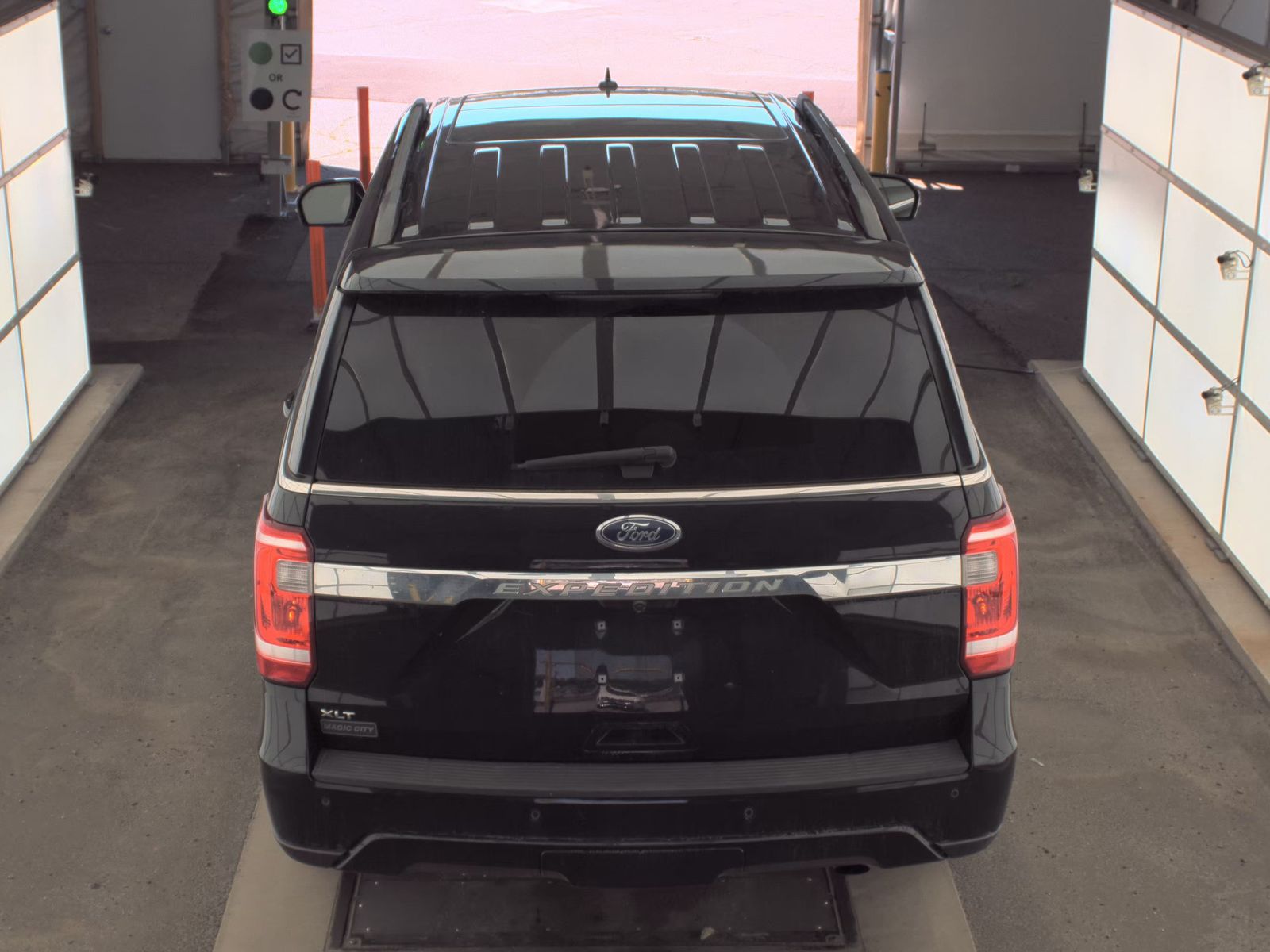 FORD EXPEDITION - 7