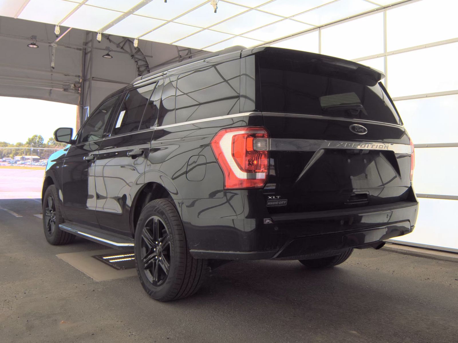 FORD EXPEDITION - 9
