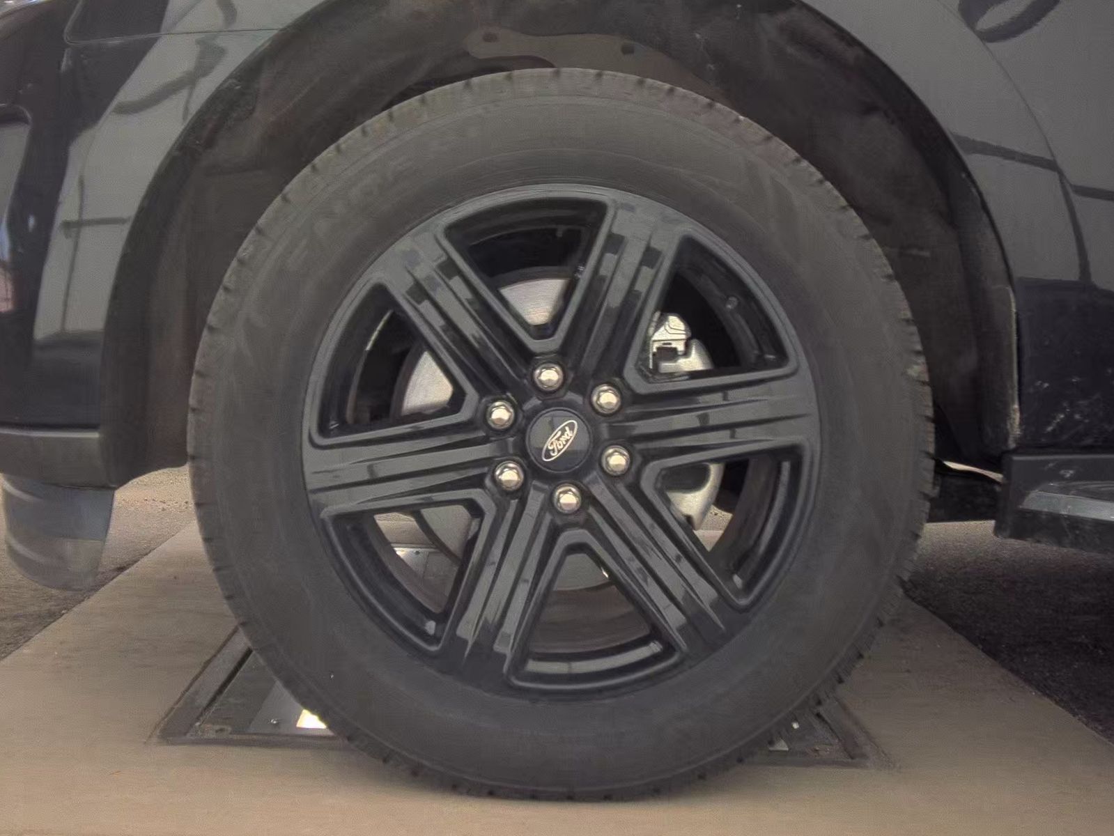 FORD EXPEDITION - 10