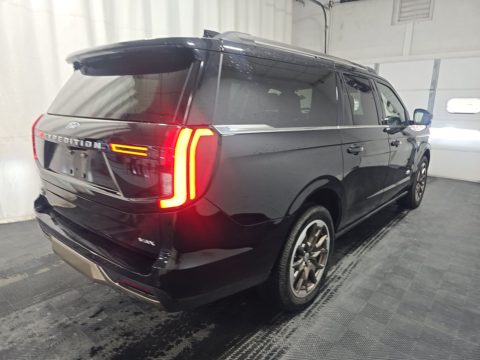 FORD EXPEDITION MAX - 5