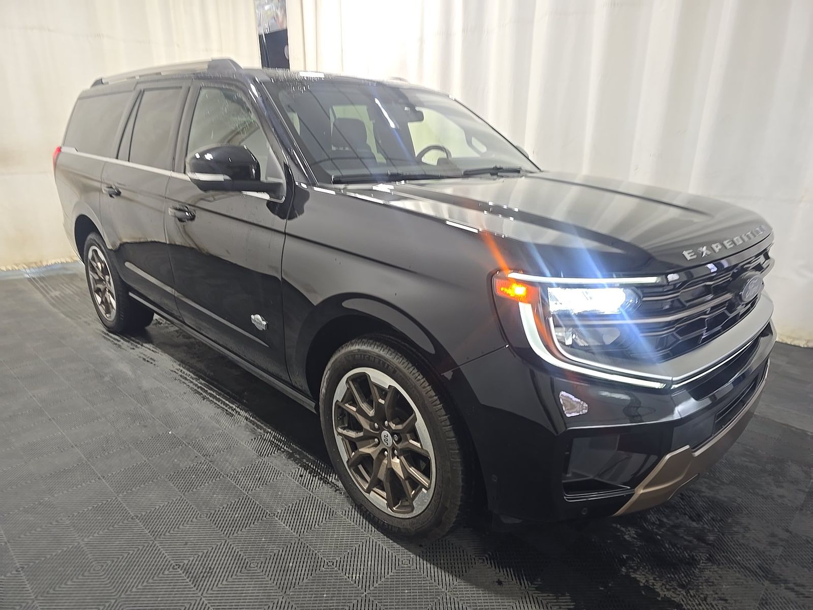 FORD EXPEDITION MAX - 4