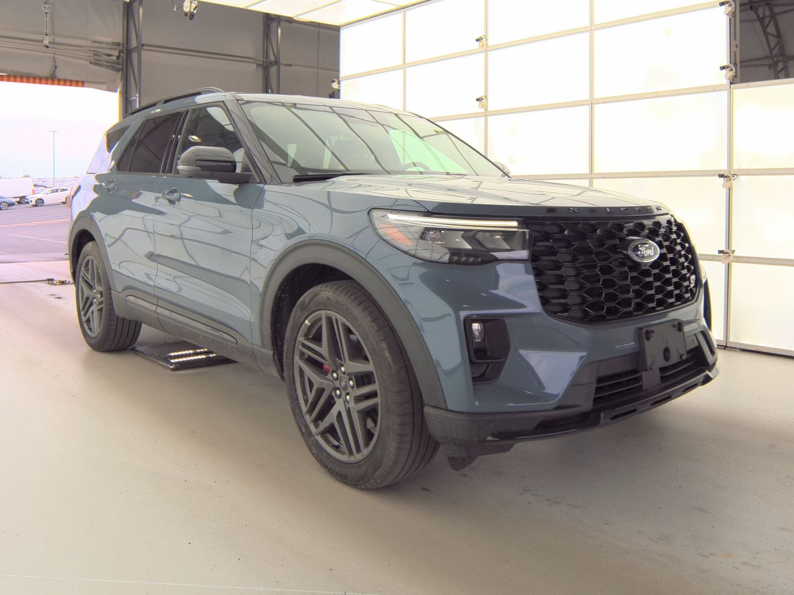FORD EXPLORER - 5