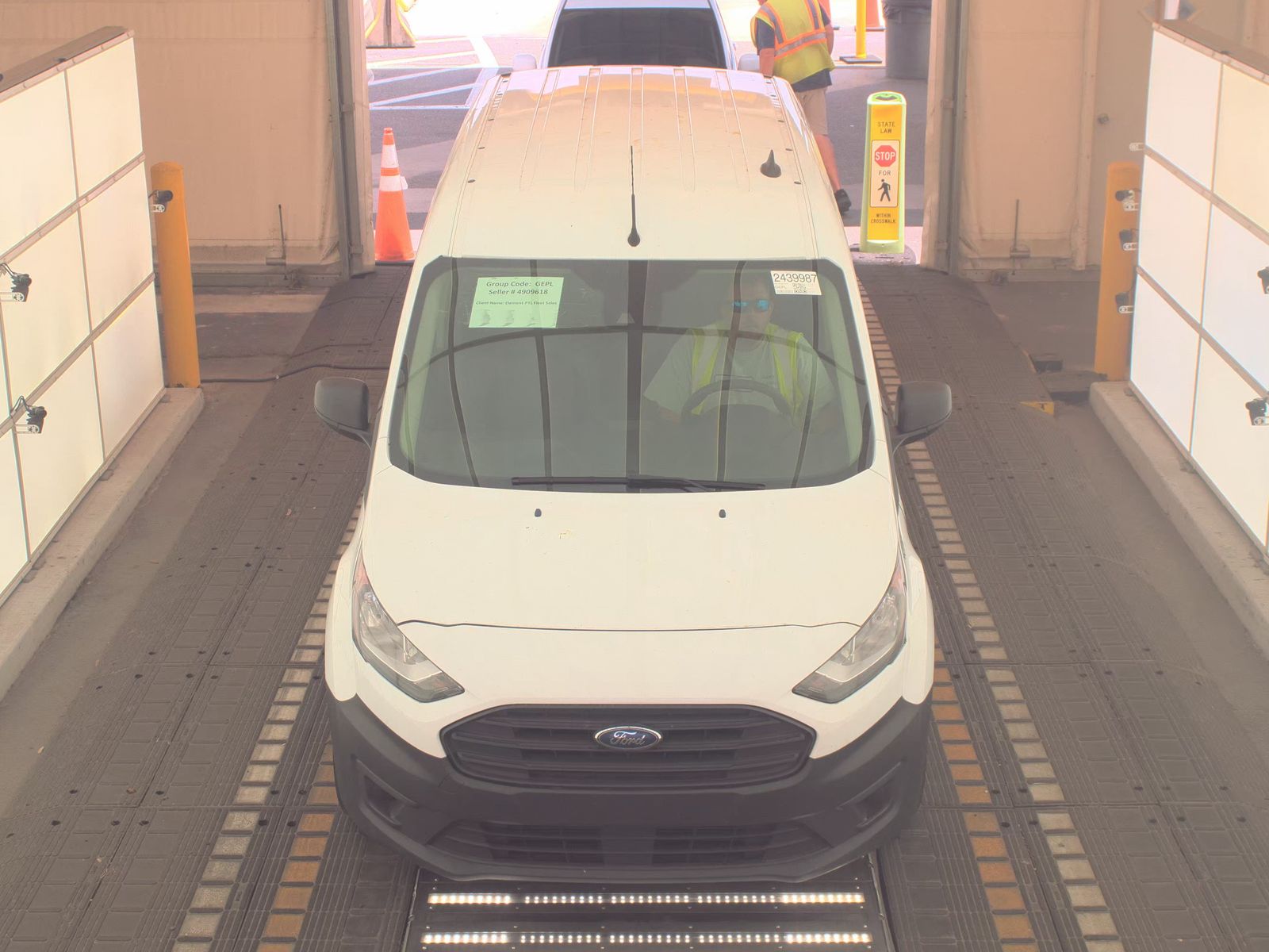 FORD TRANSIT CONNECT - 3