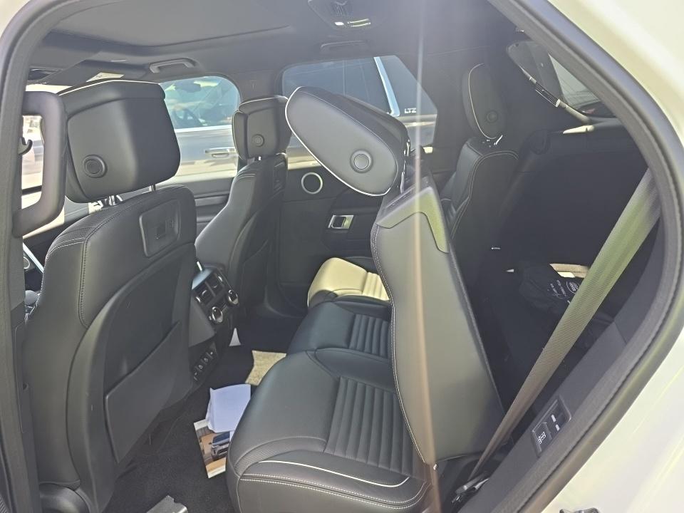 2021 Land Rover Discovery S R-Dynamic AWD