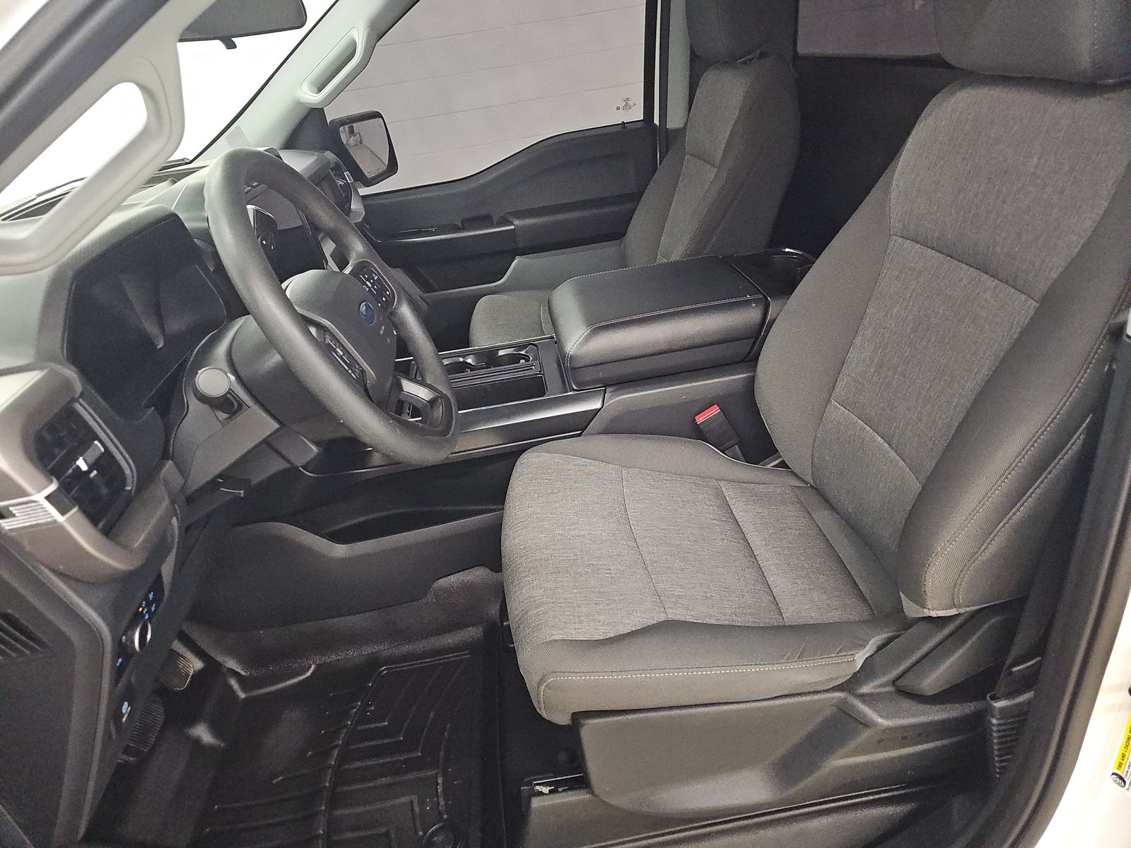 FORD F-150 - 8