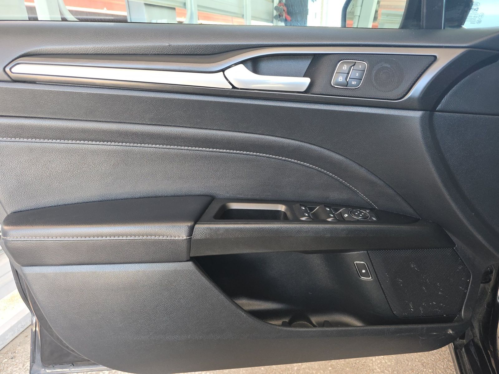 FORD FUSION - 10