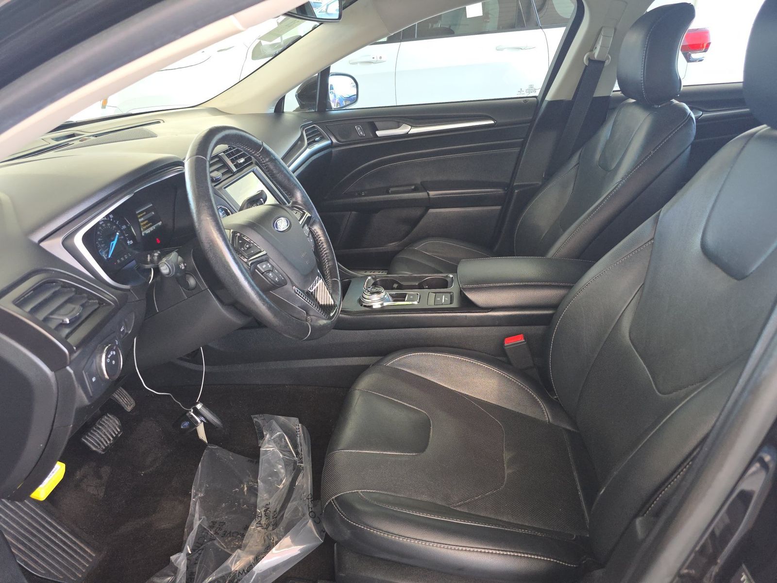 FORD FUSION - 8