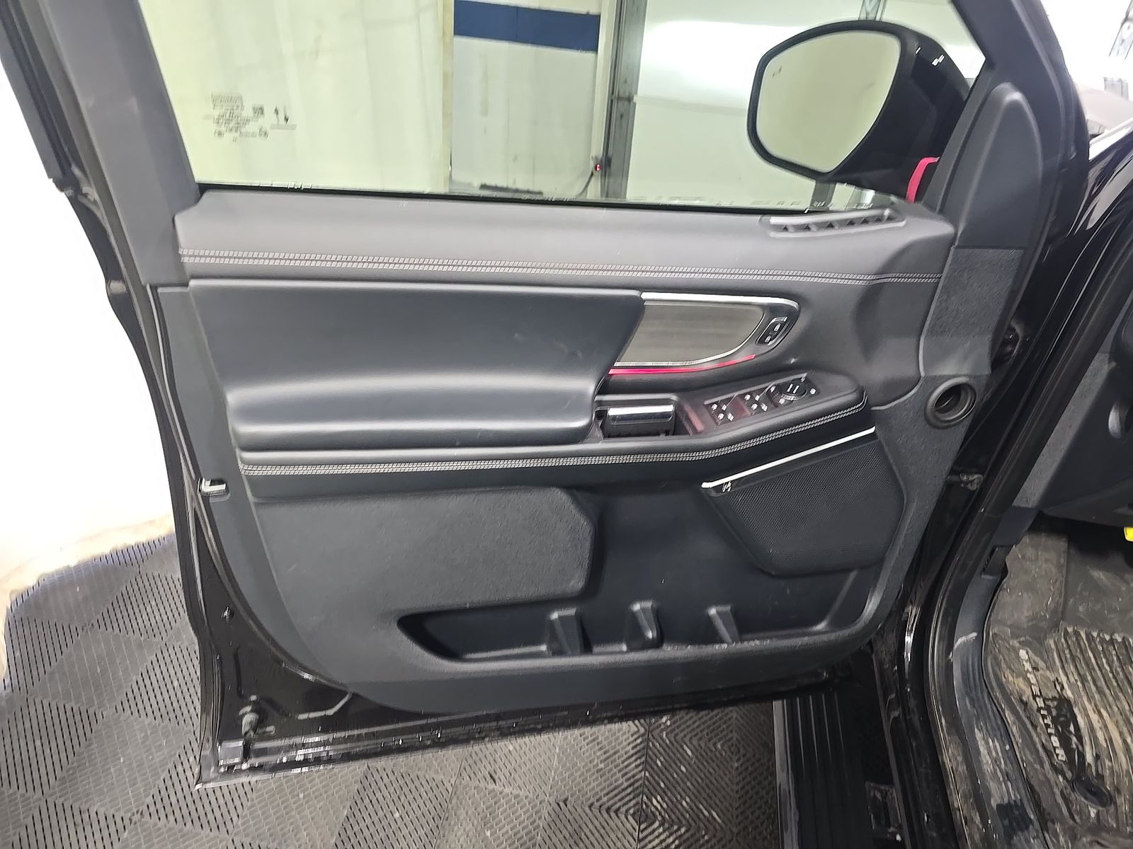 FORD EXPEDITION - 10