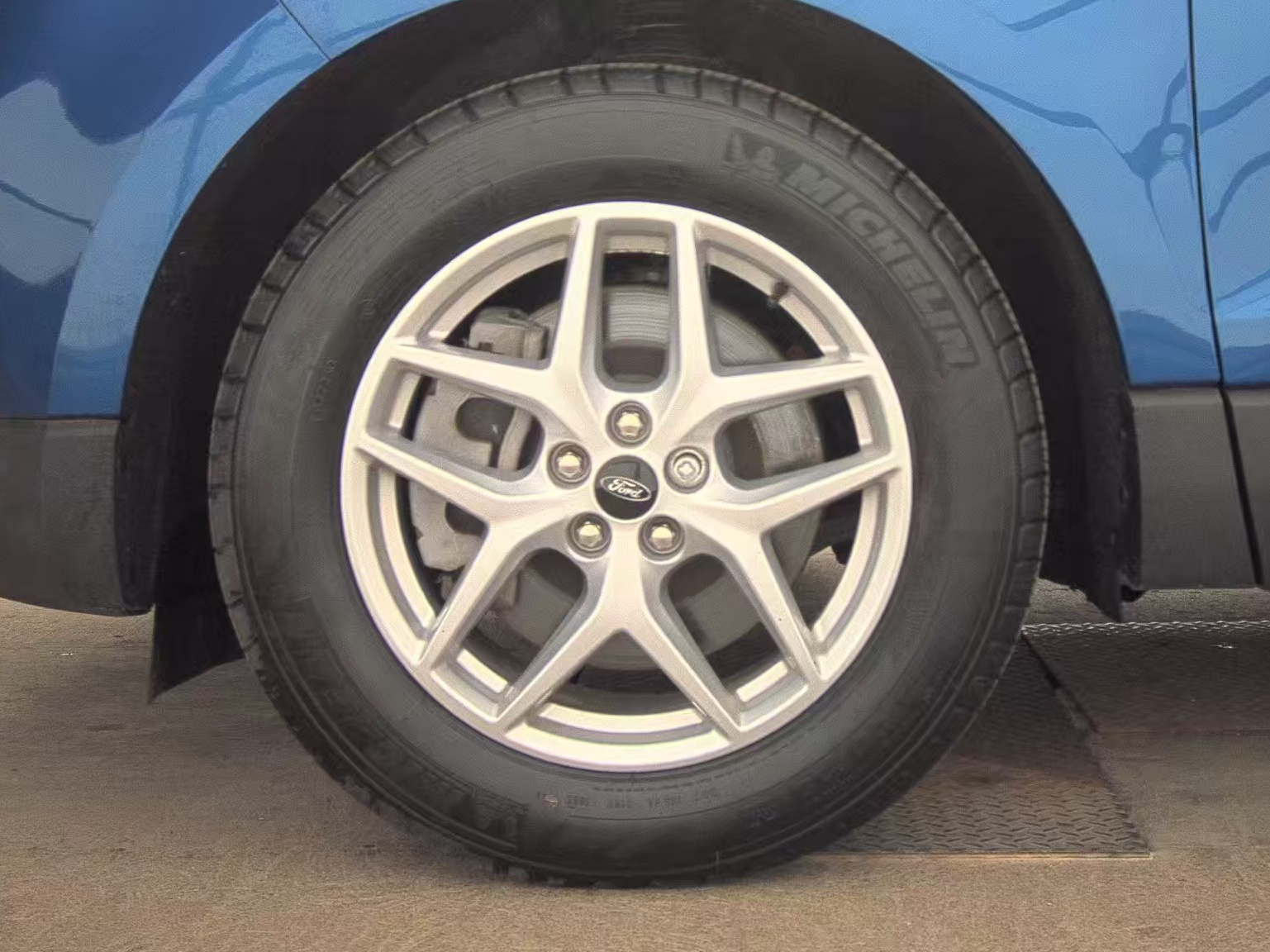 FORD EDGE - 10