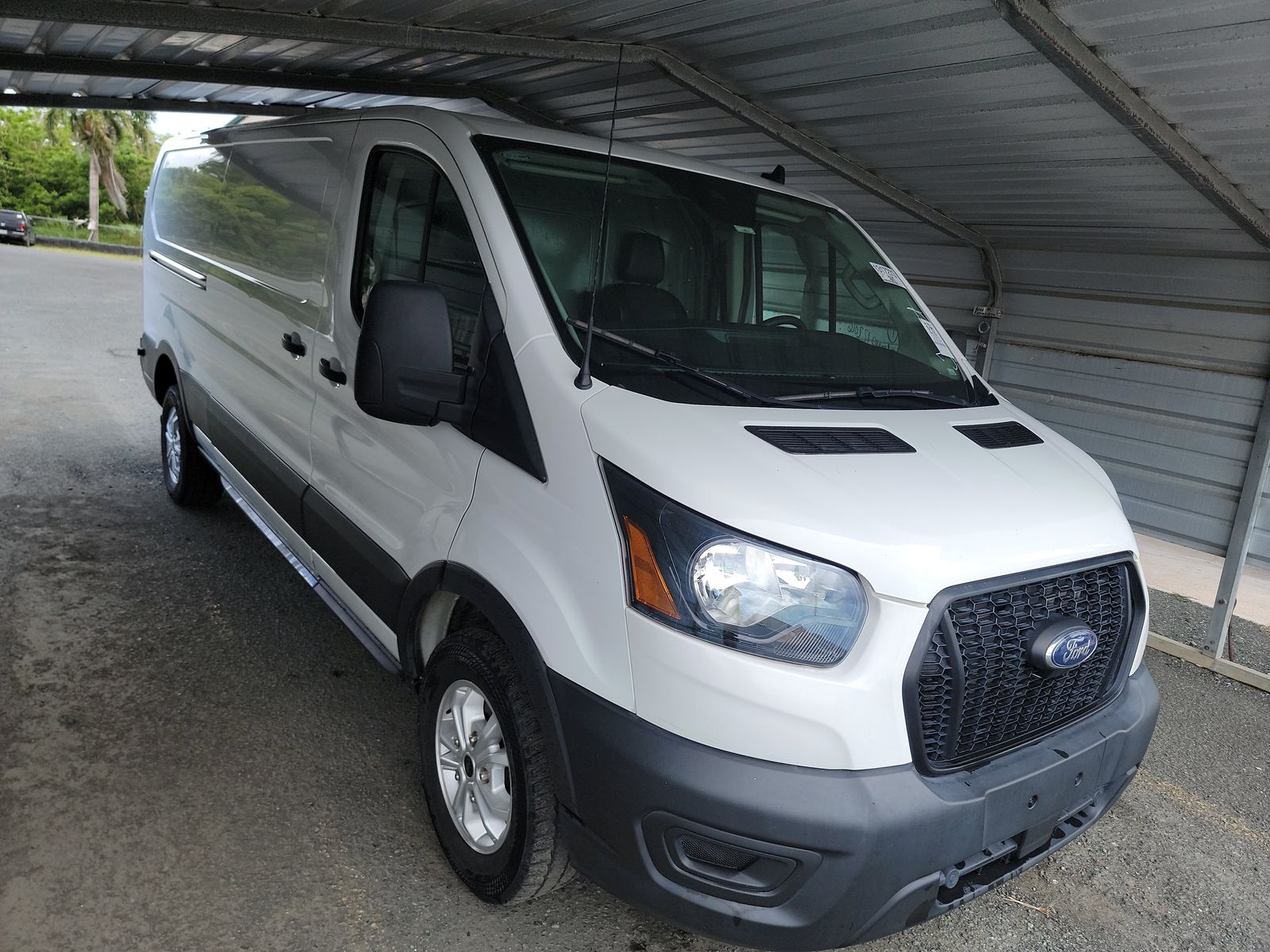 FORD TRANSIT 250 - 4