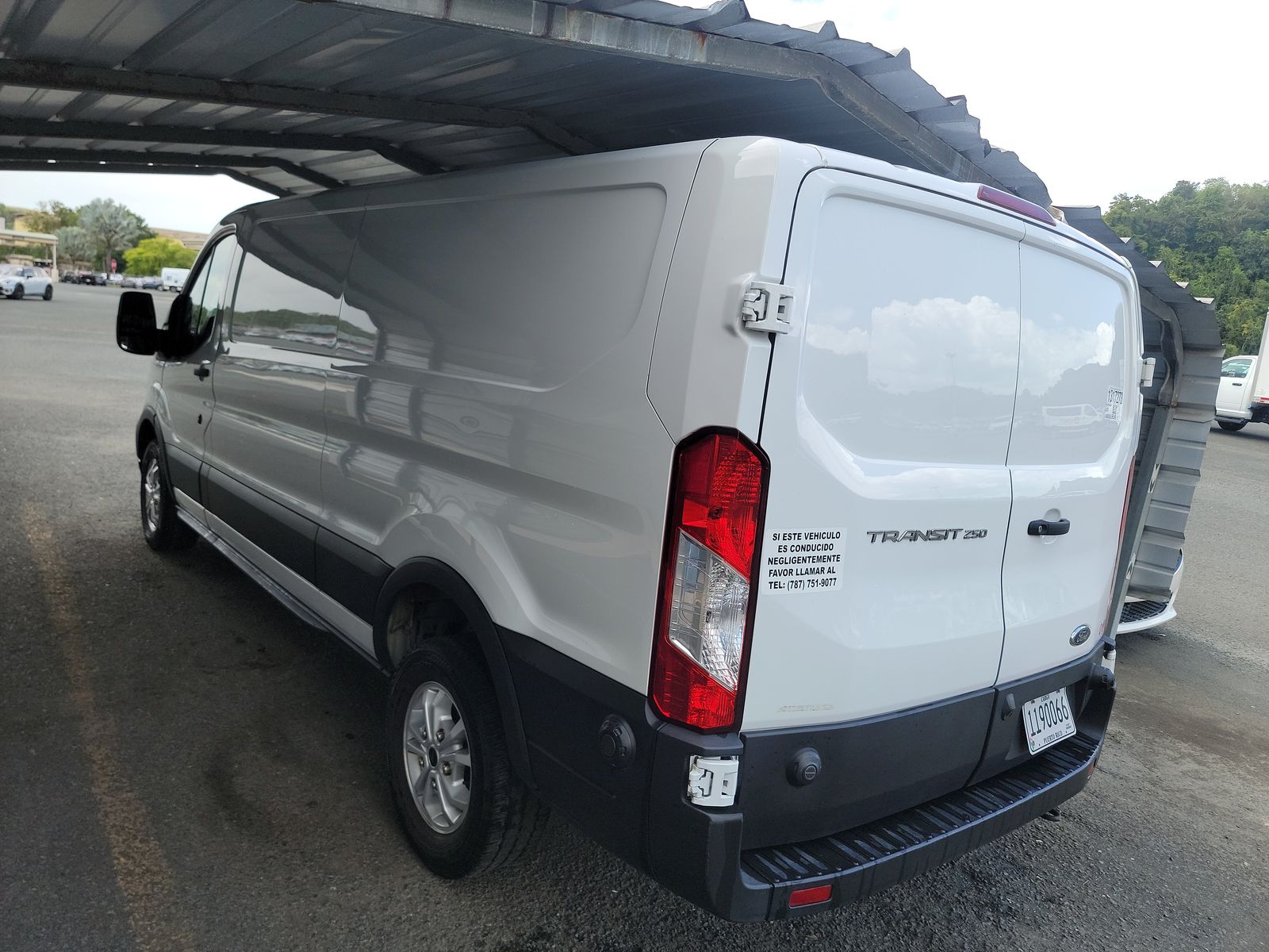 FORD TRANSIT 250 - 7