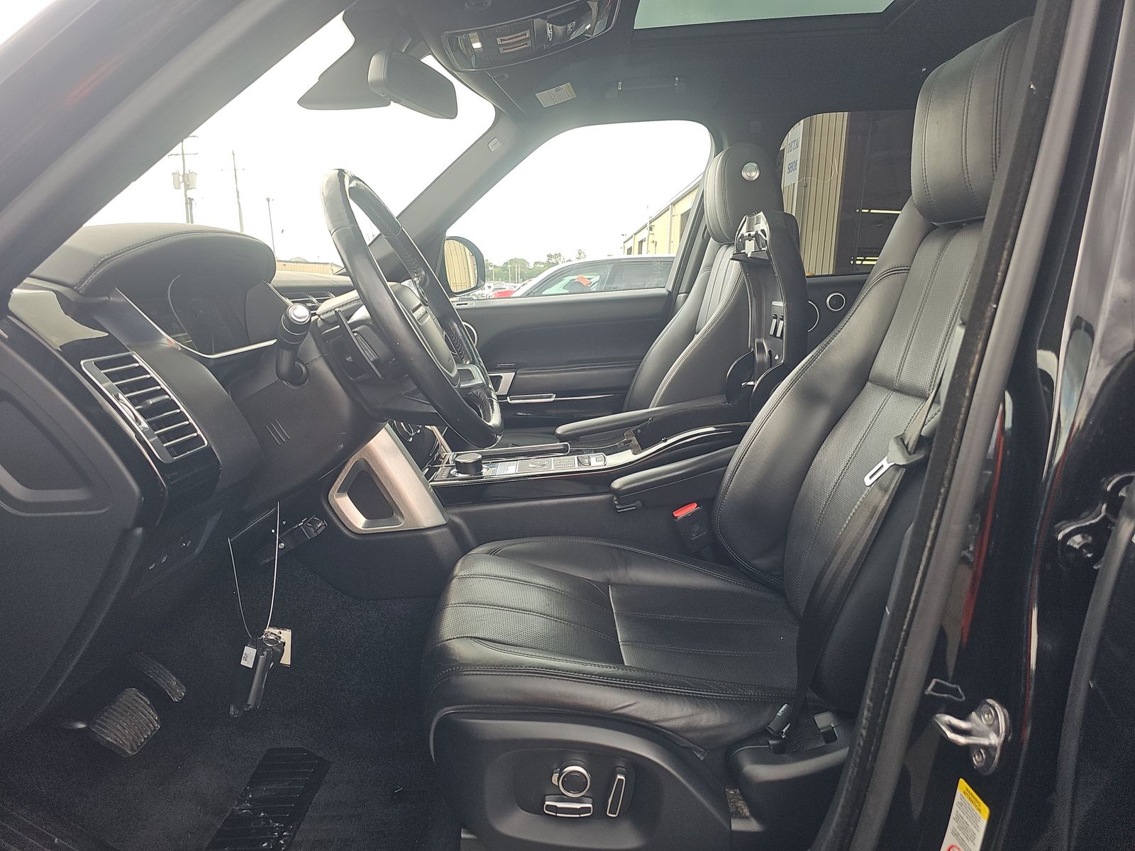 LAND ROVER RANGE ROVER - 1