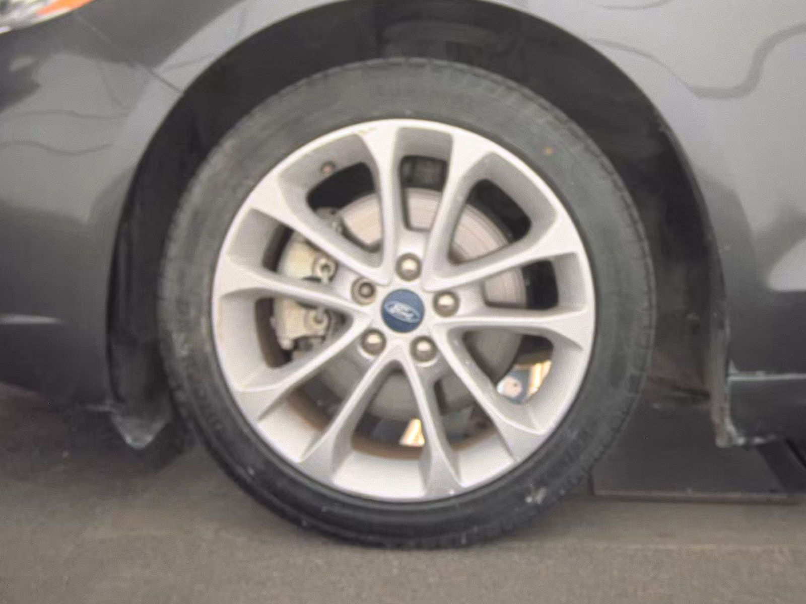 FORD FUSION - 10