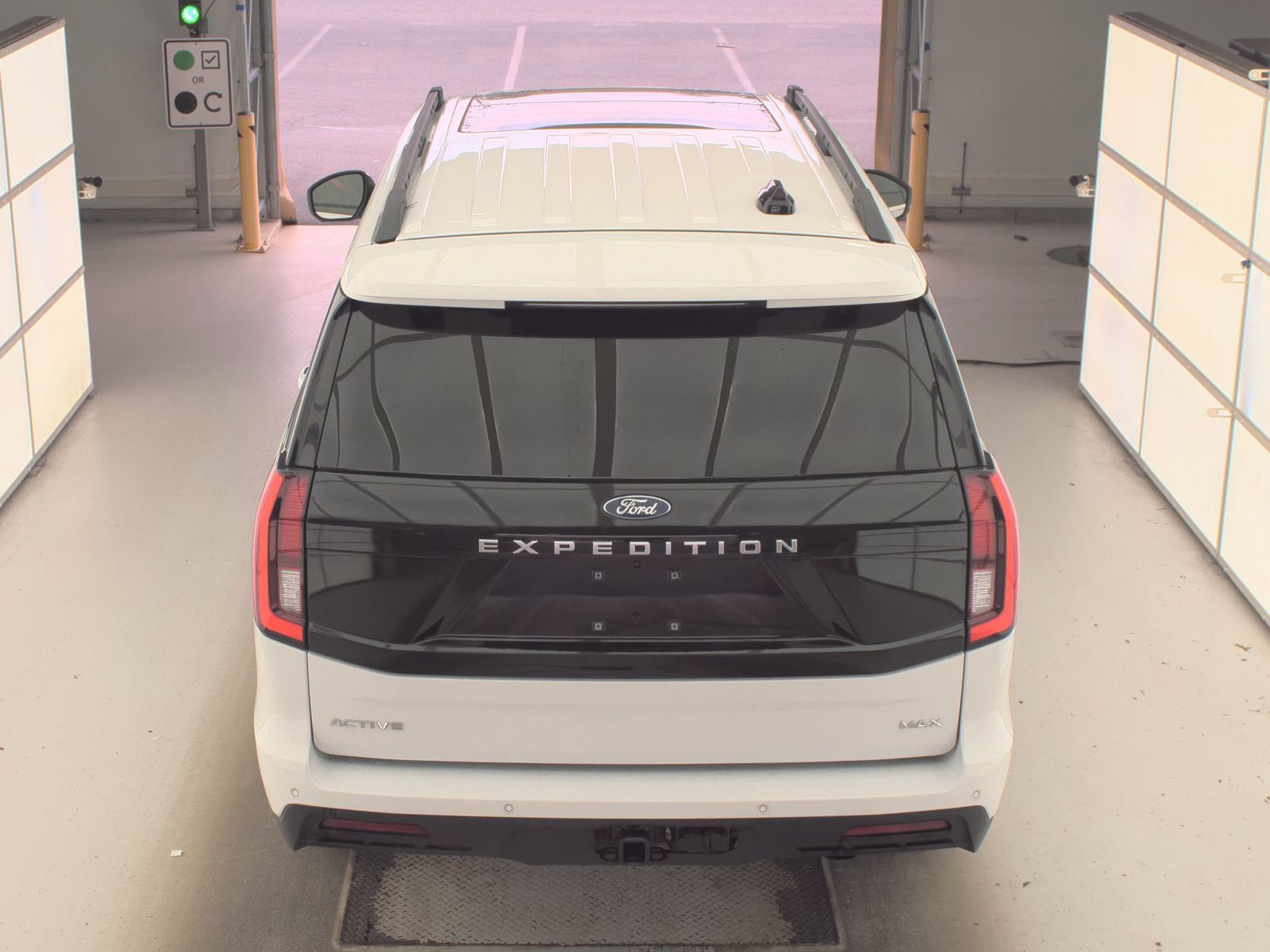 FORD EXPEDITION MAX - 7