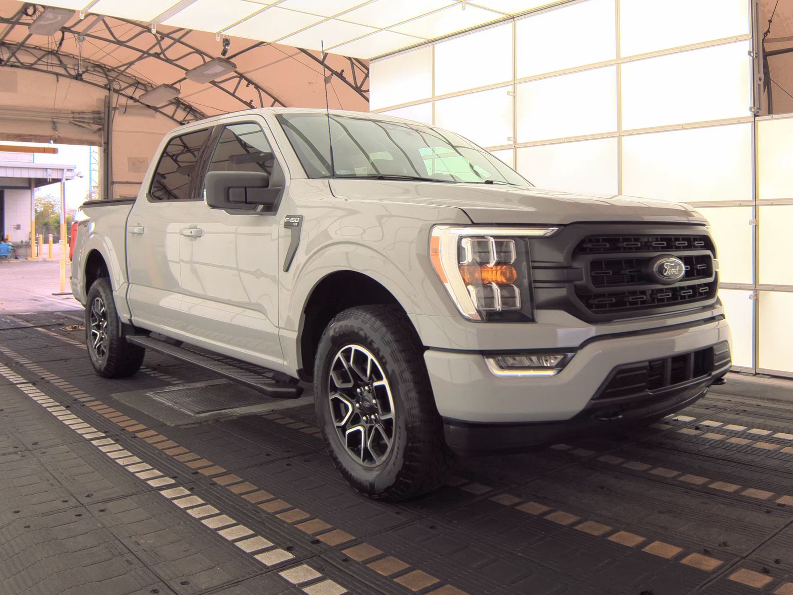 FORD F-150 - 5