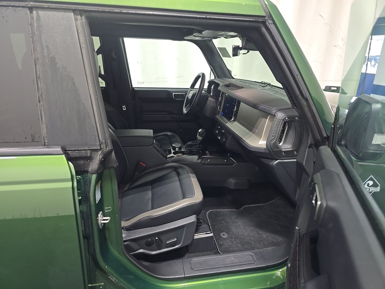 FORD BRONCO - 9