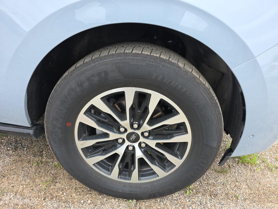 FORD EXPEDITION - 10