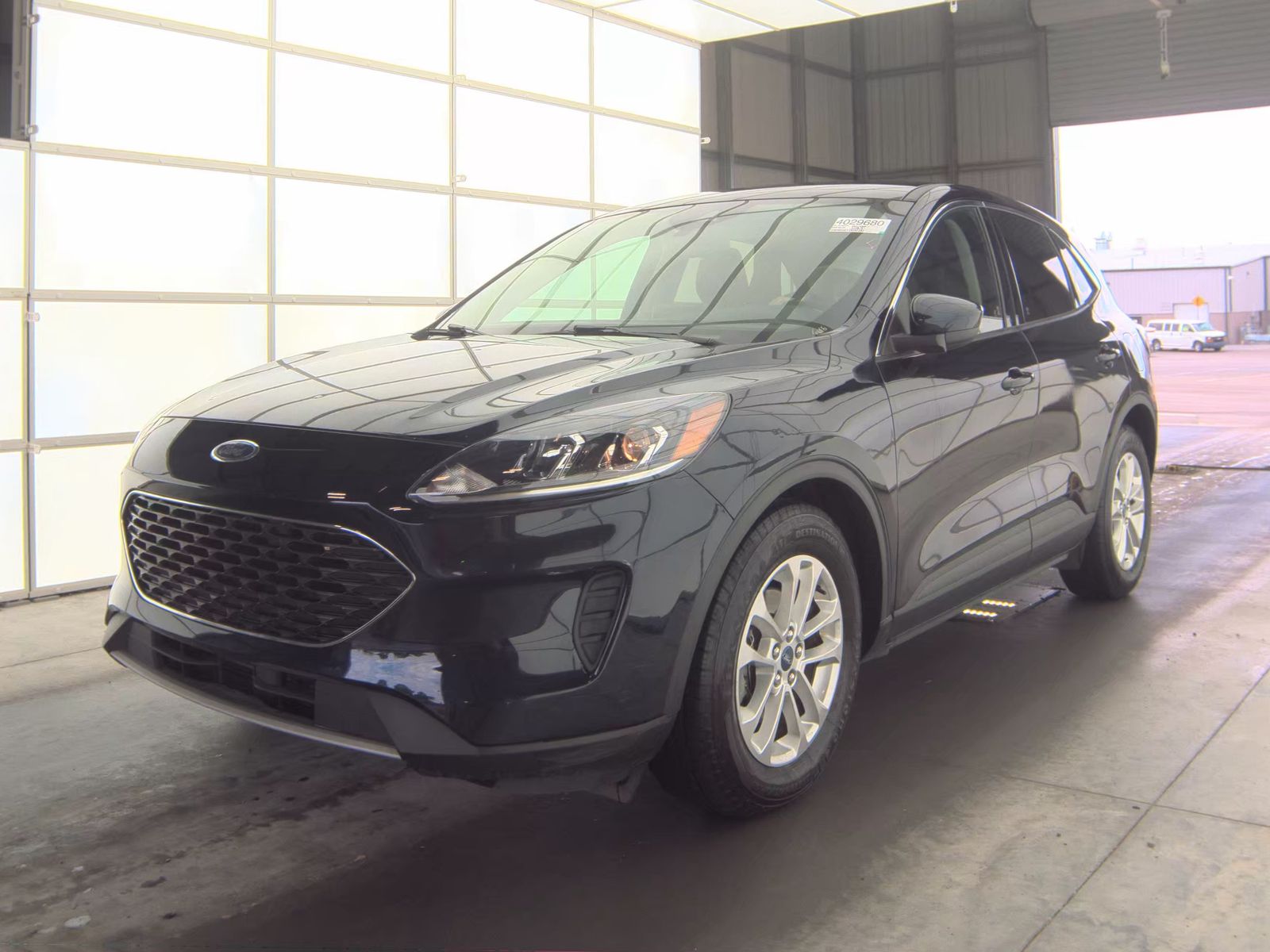 FORD ESCAPE - 1