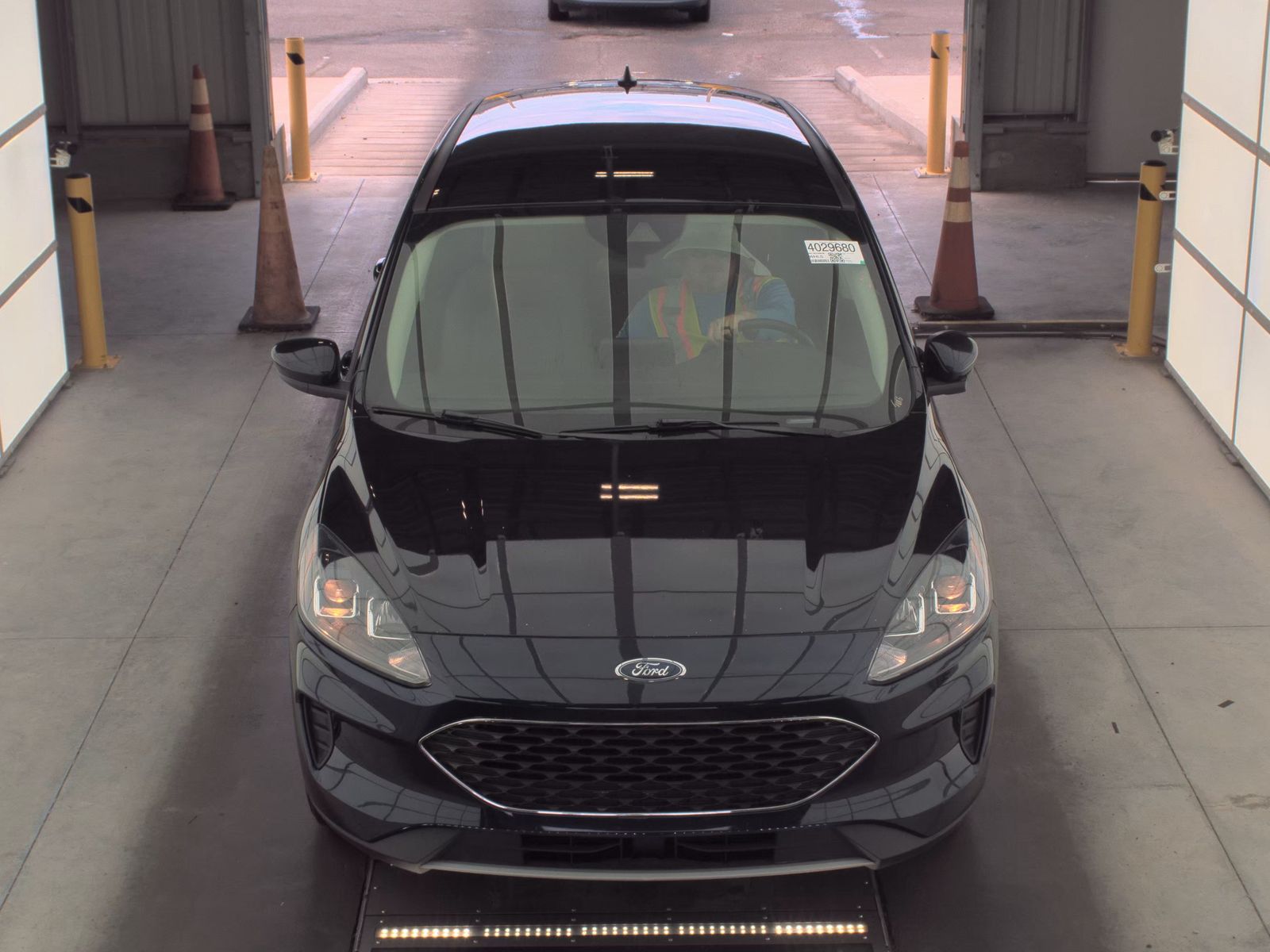 FORD ESCAPE - 3