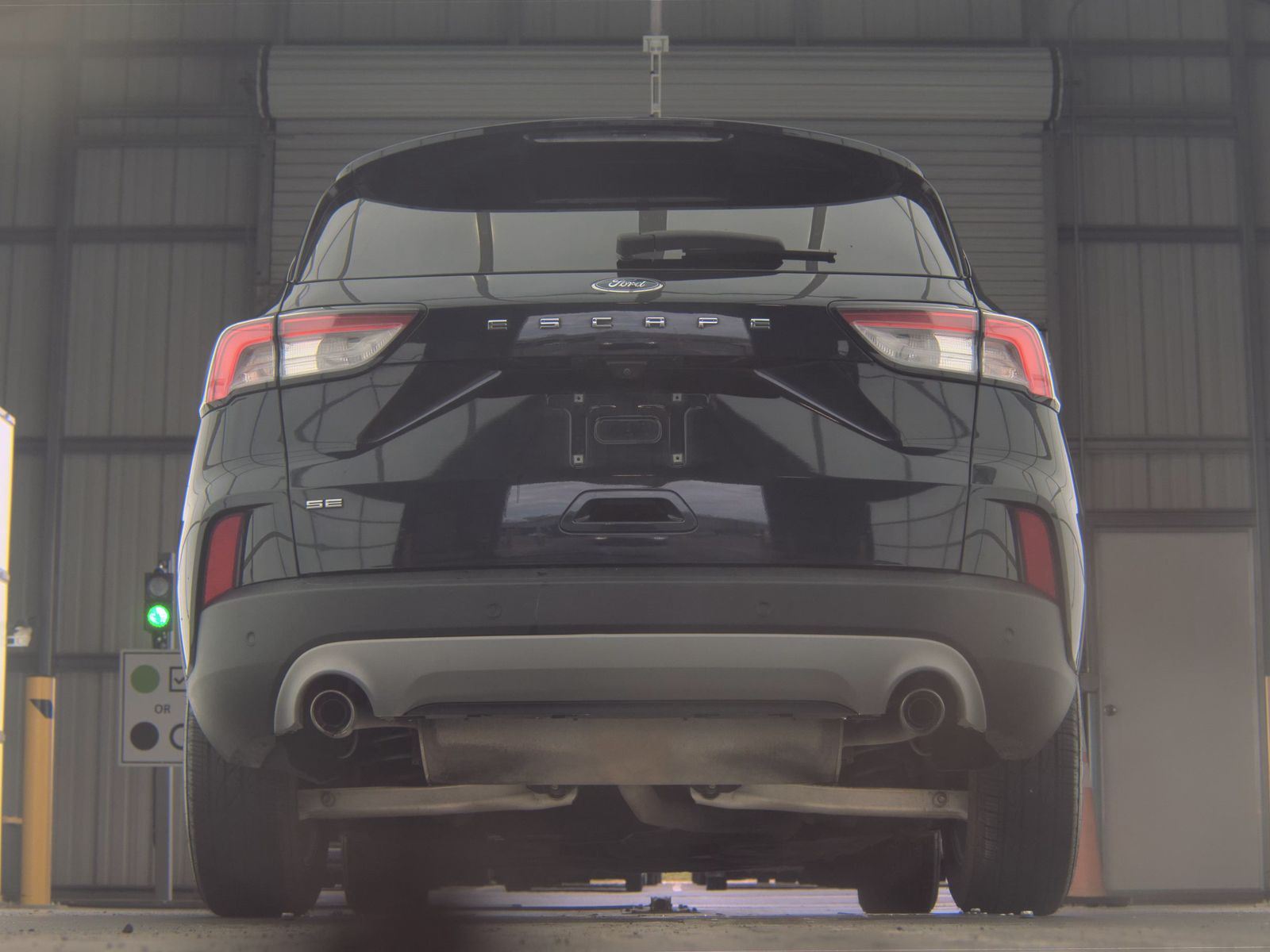 FORD ESCAPE - 8