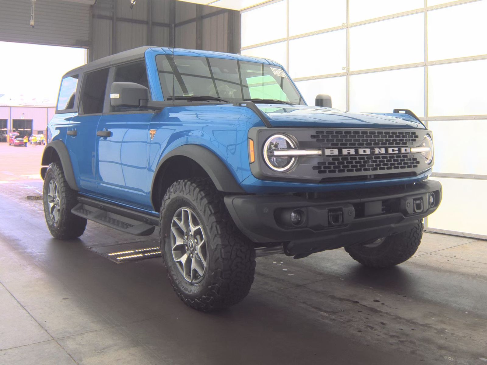 FORD BRONCO - 5
