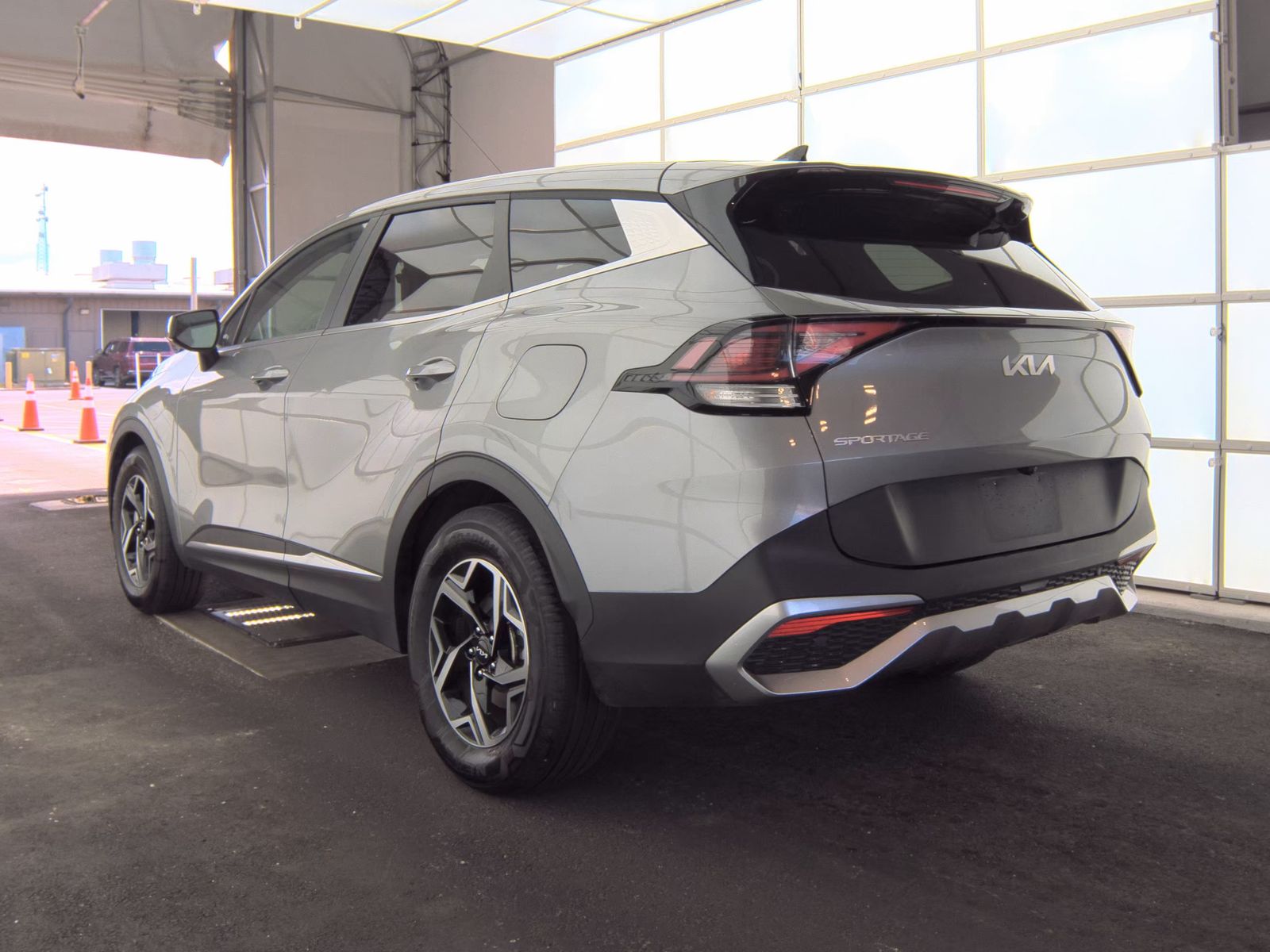 2025 Kia Sportage LX FWD