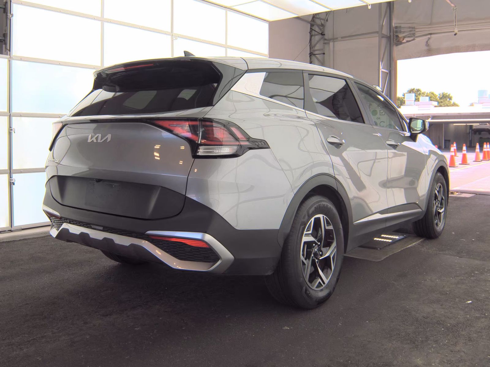 2025 Kia Sportage LX FWD