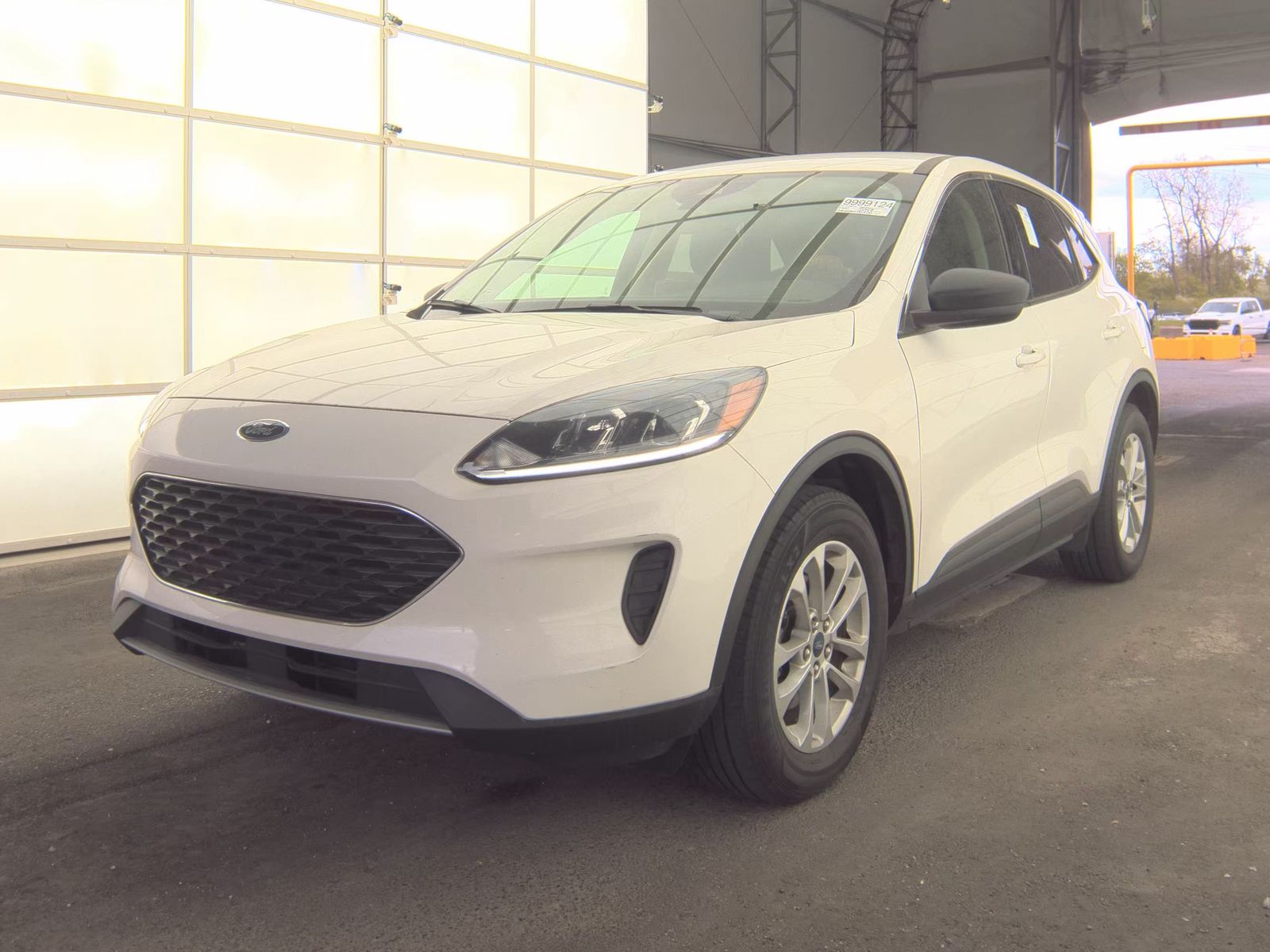 FORD ESCAPE - 1