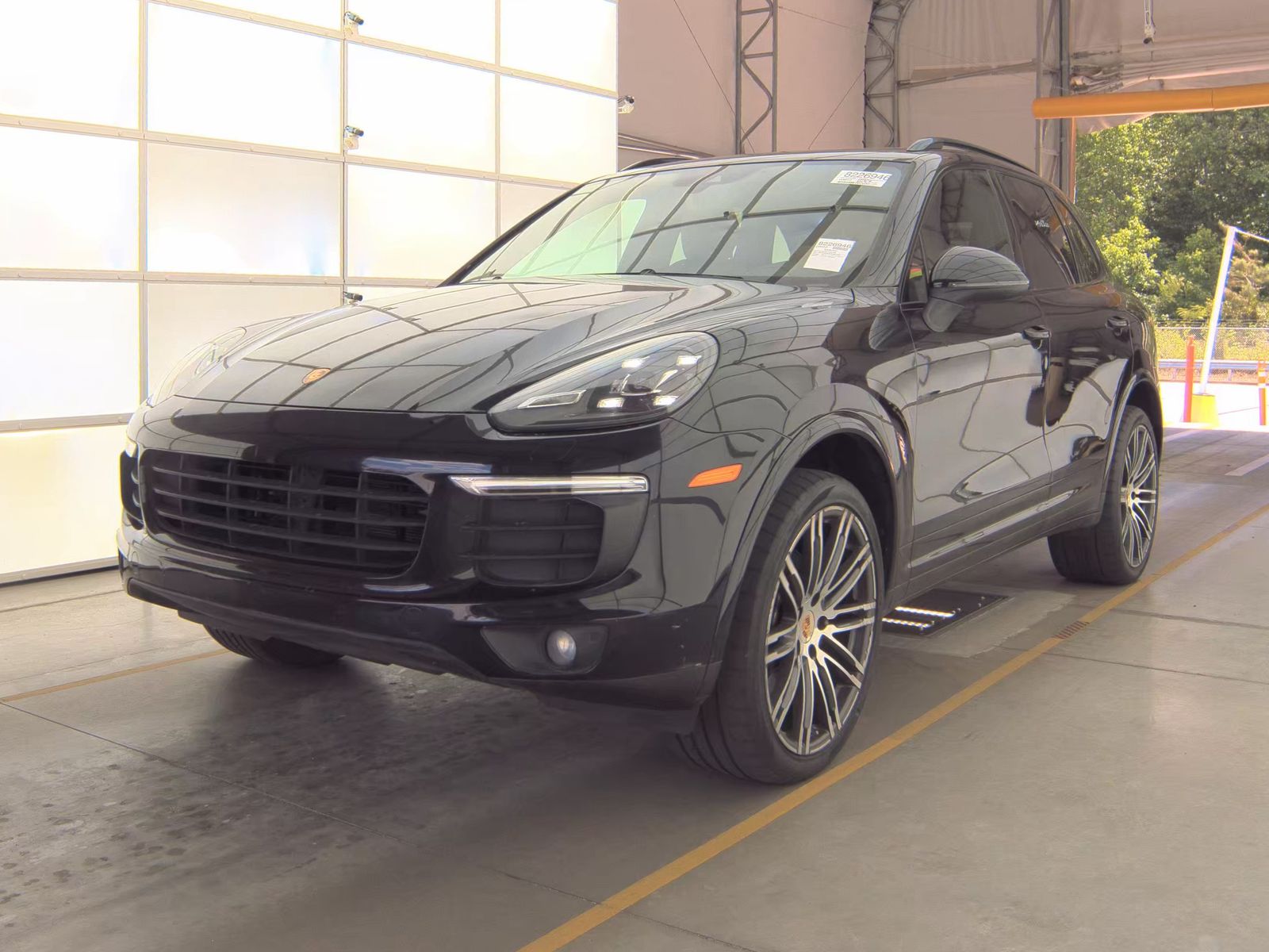 PORSCHE CAYENNE - 1