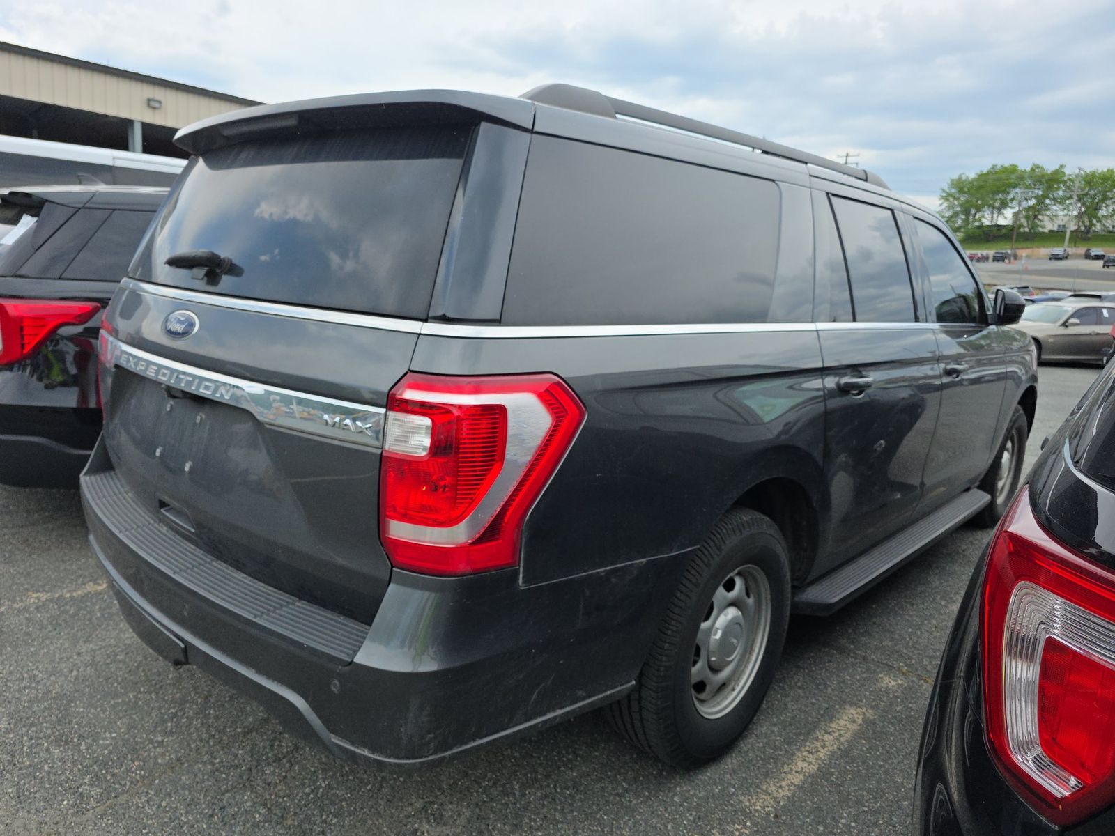 FORD EXPEDITION MAX - 5