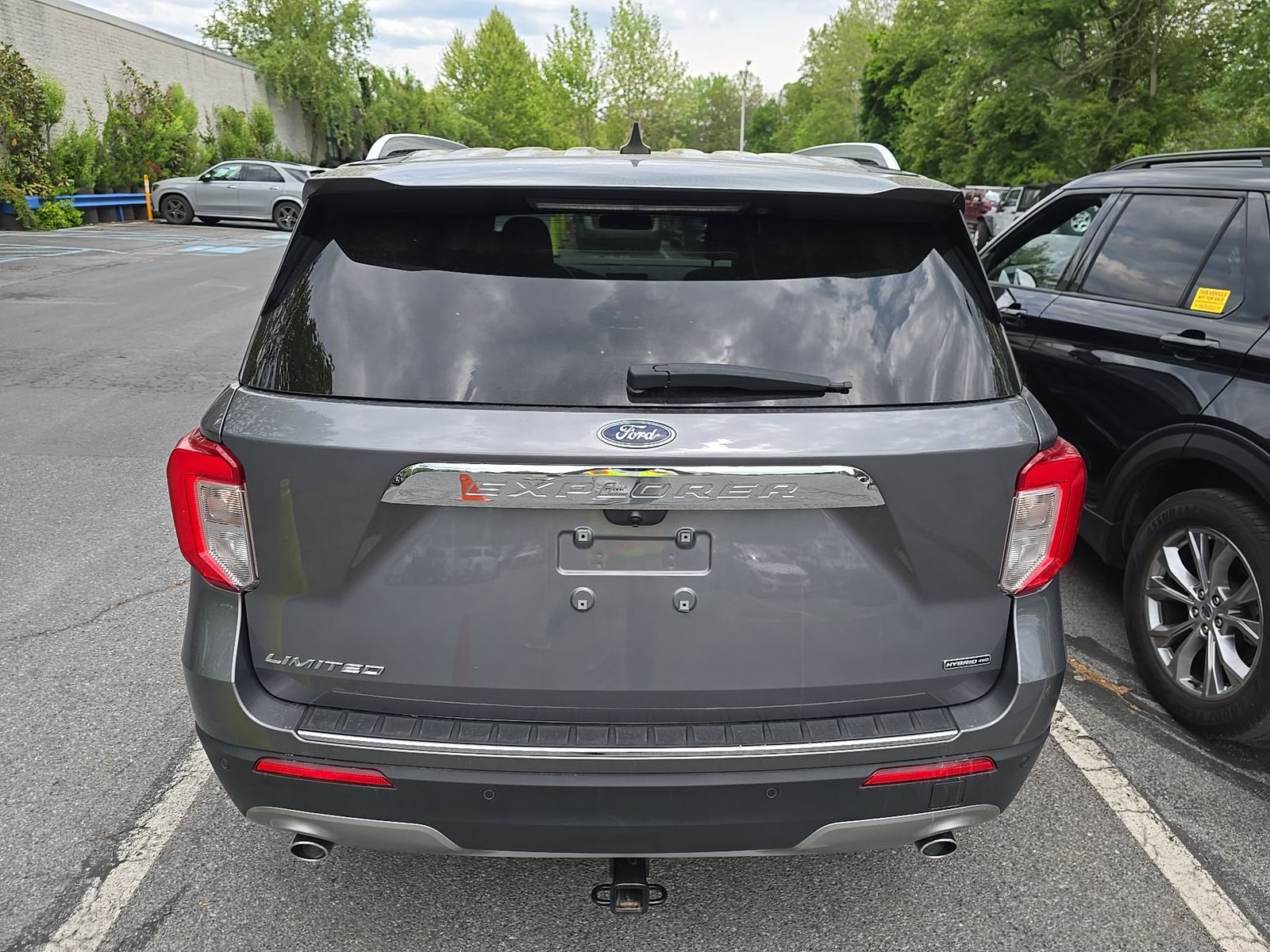 FORD EXPLORER - 6
