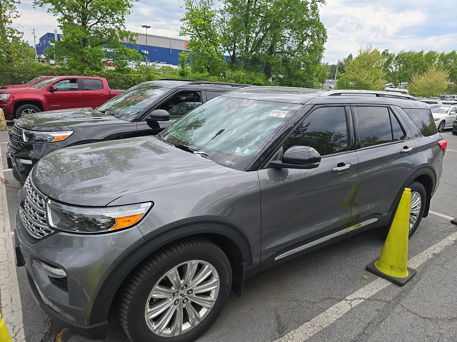 FORD EXPLORER - 1
