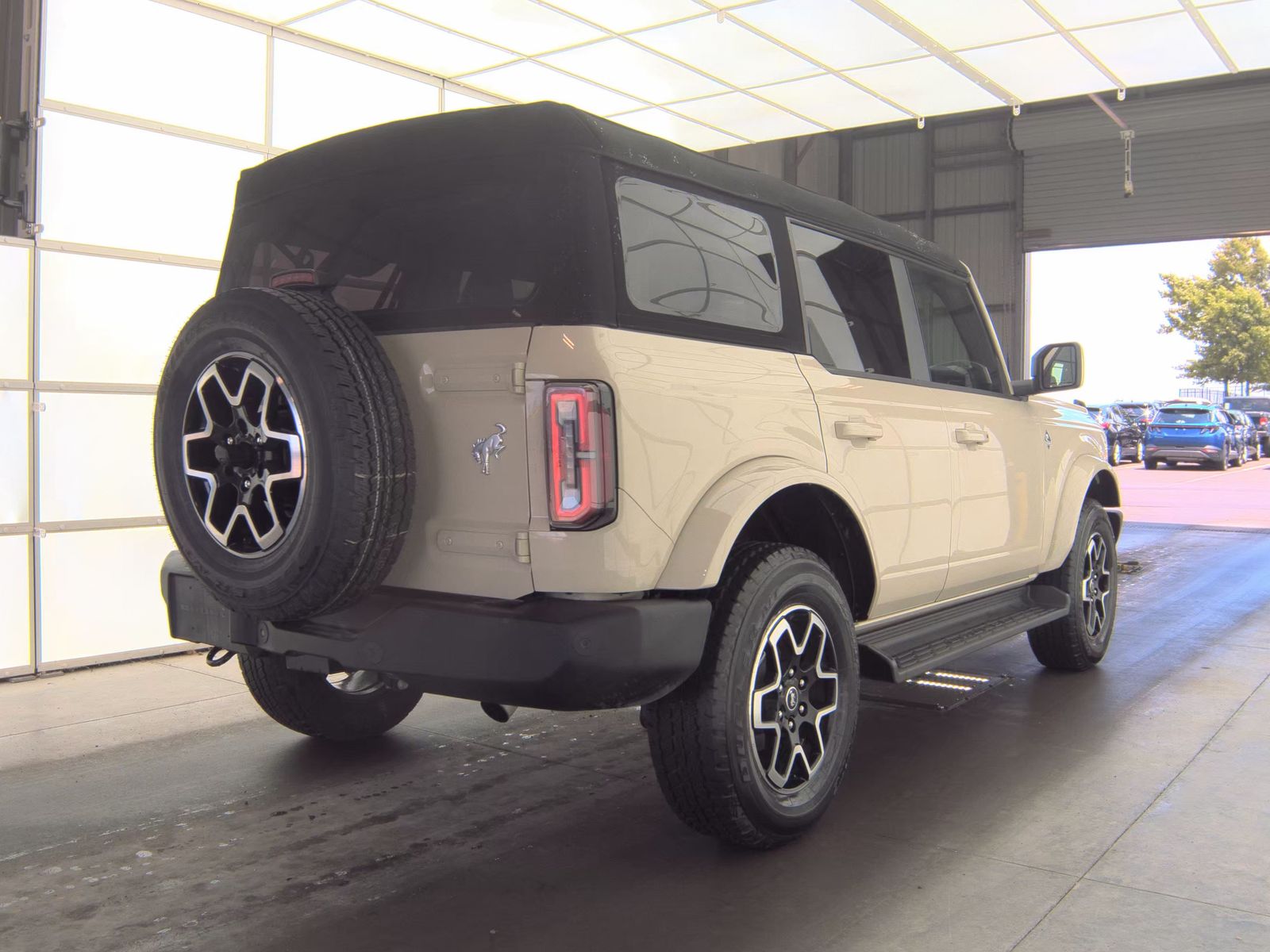 FORD BRONCO - 6
