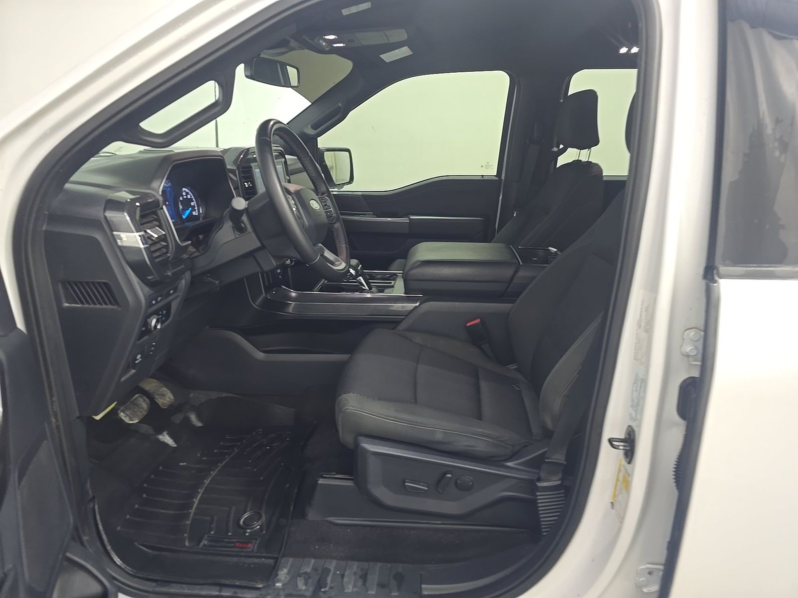 FORD F-150 - 8