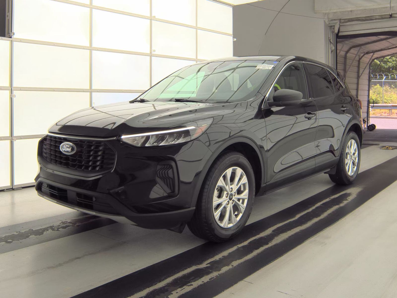 FORD ESCAPE - 1