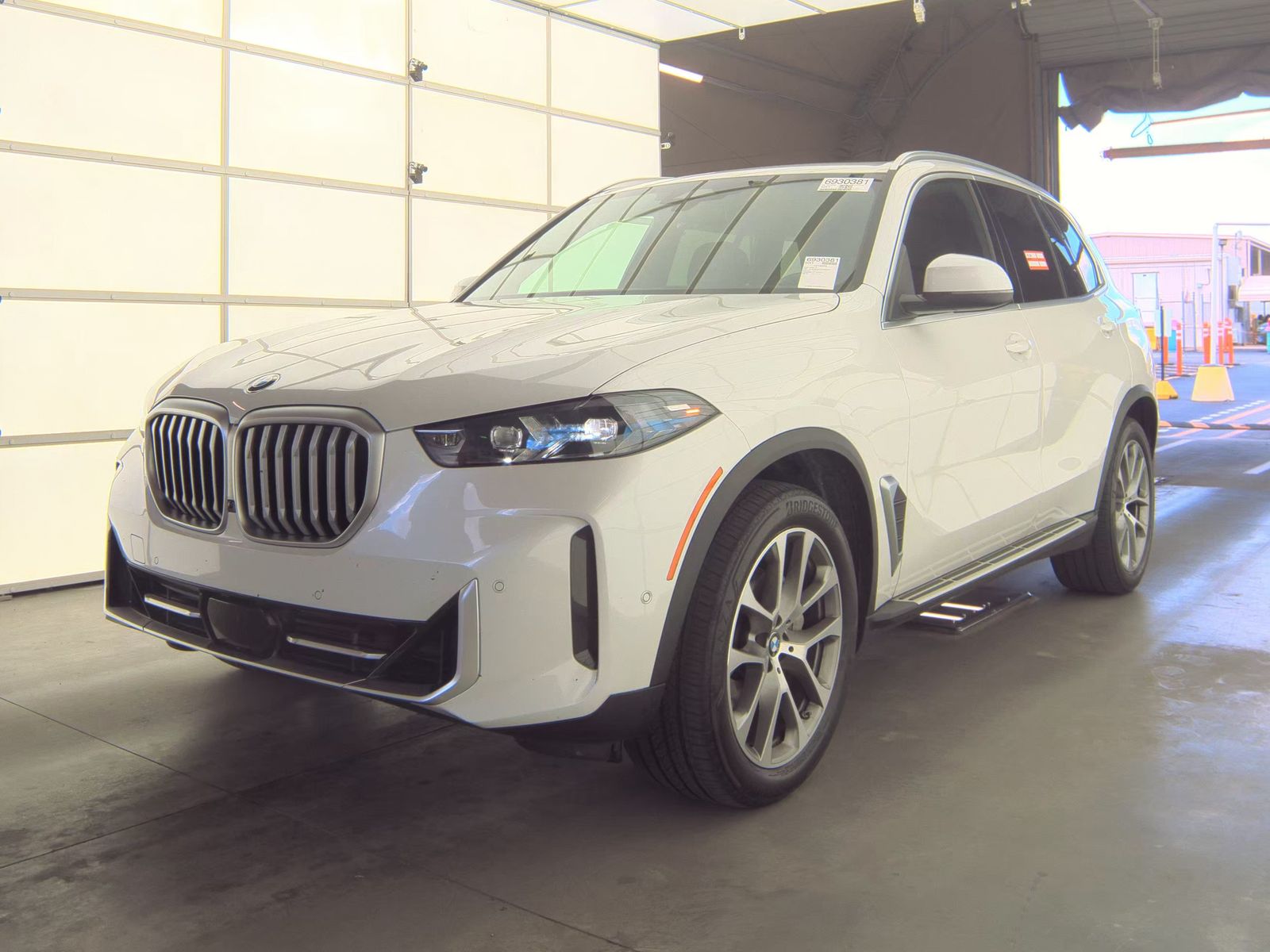 2025 BMW X5 xDrive40i AWD