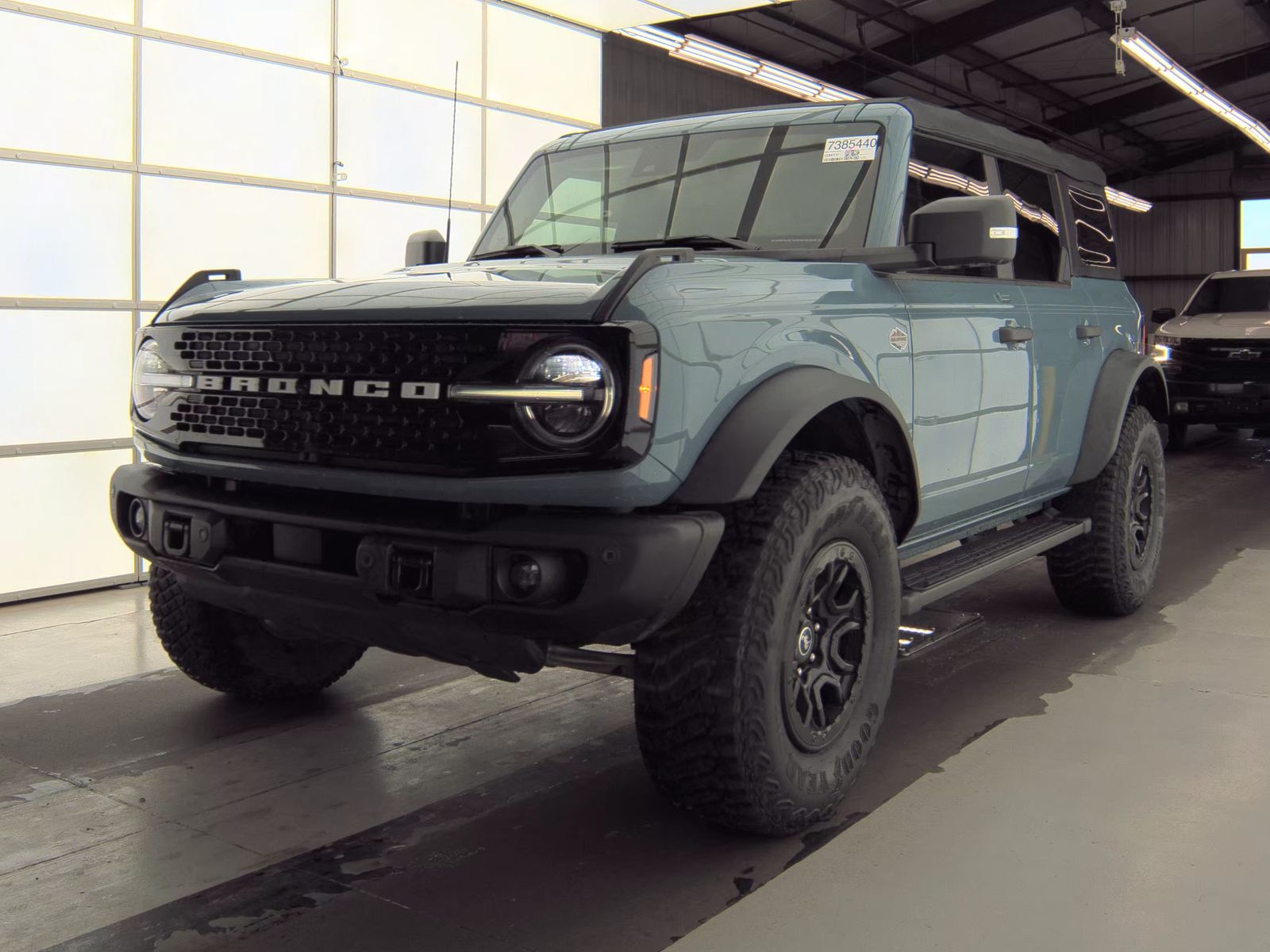 FORD BRONCO - 1