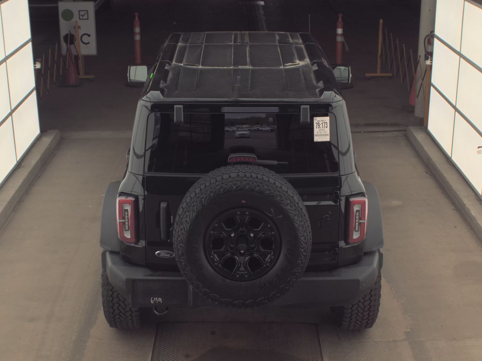 FORD BRONCO - 7