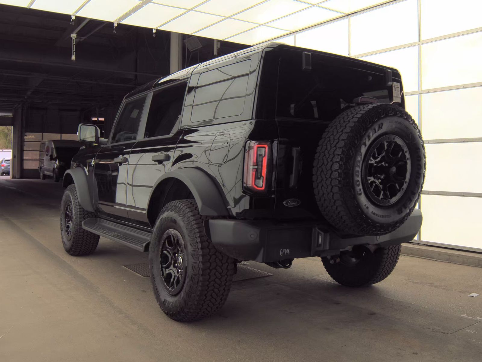 FORD BRONCO - 9