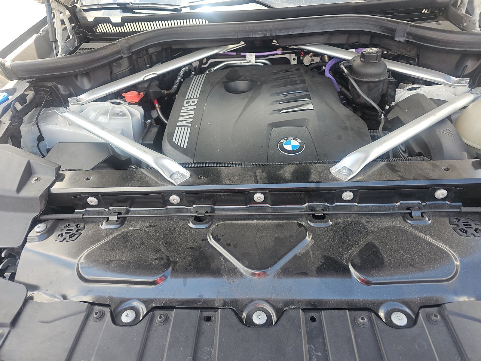2025 BMW X5 xDrive40i AWD