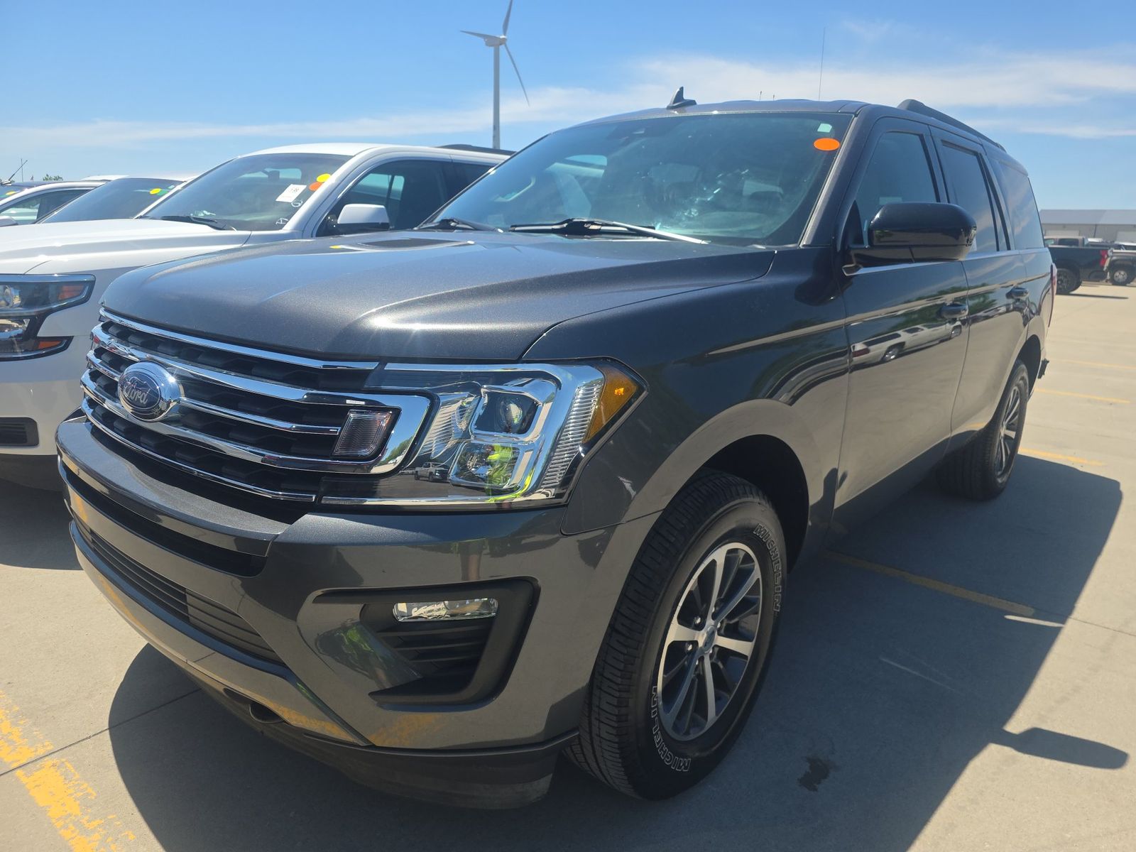 FORD EXPEDITION - 1
