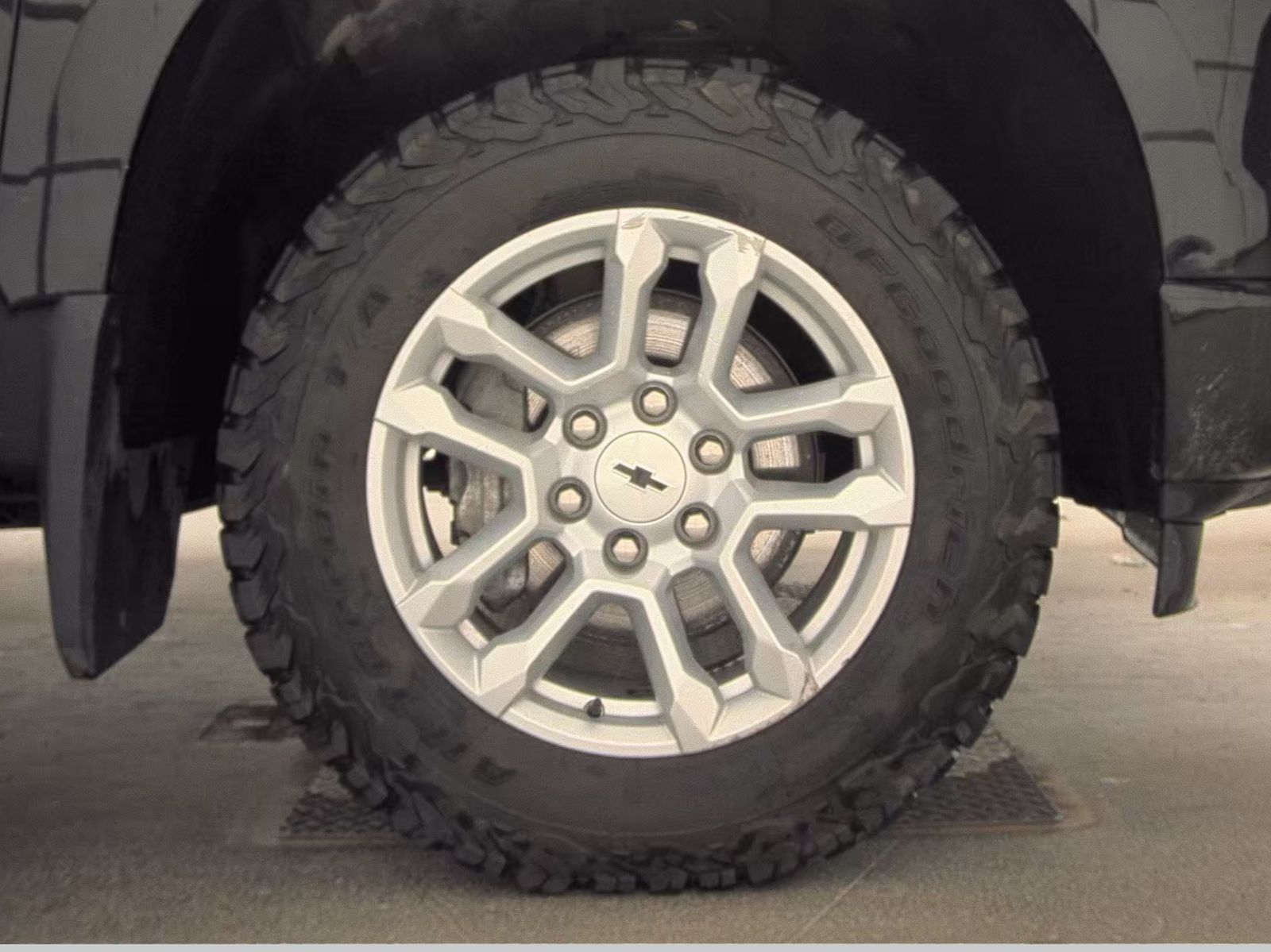 2023 Chevrolet Silverado 1500 RST AWD