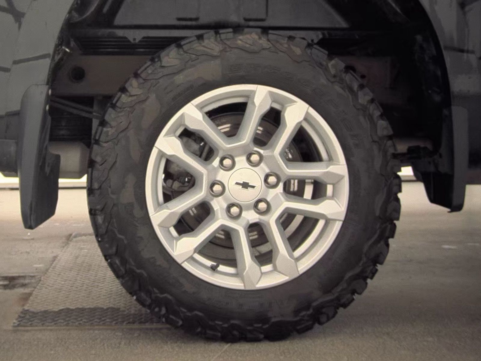 2023 Chevrolet Silverado 1500 RST AWD